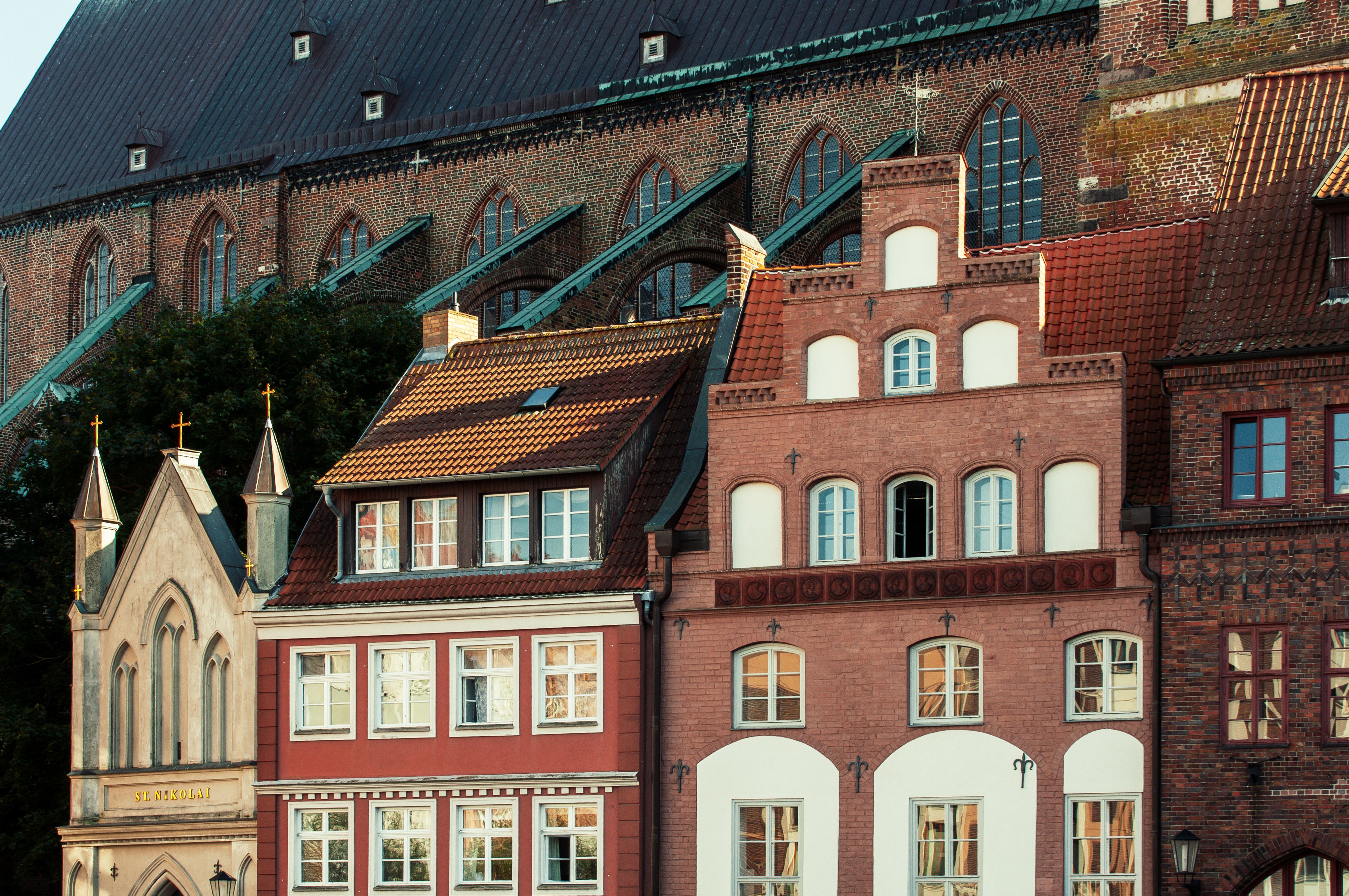 Historische Architektur am Elbufer
