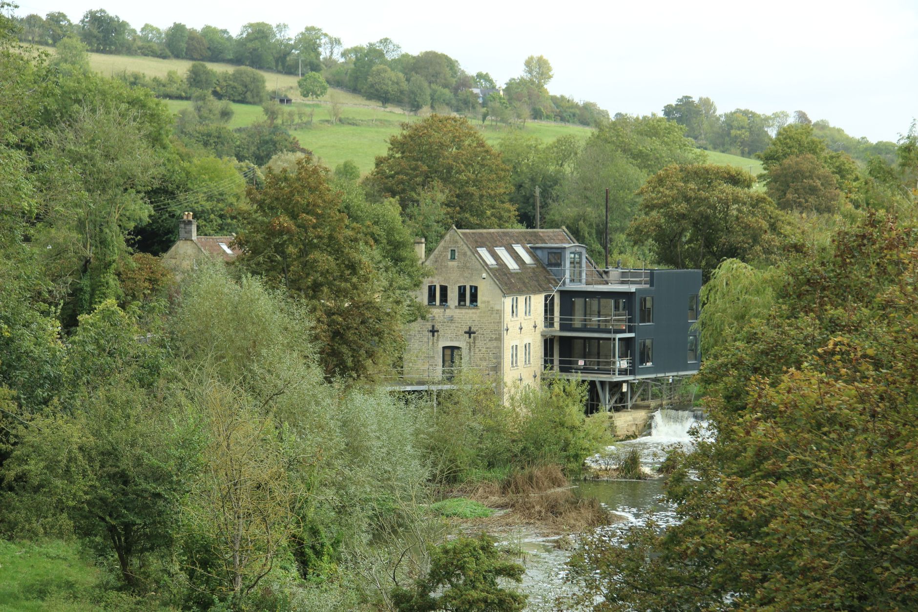 Falls England Outlast