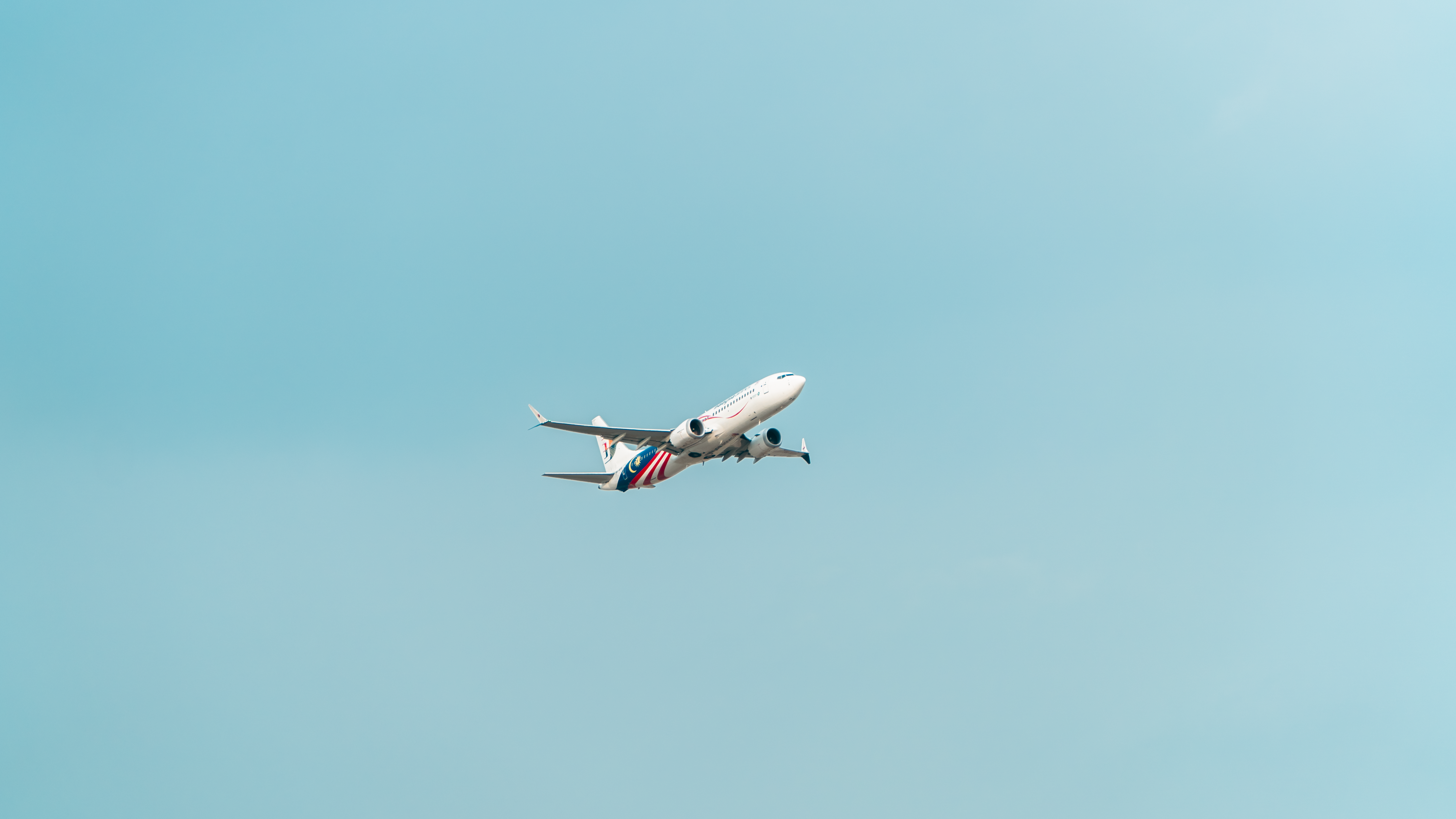 How Much Are Travel Points and Miles Worth in 2026? — Photo by Phát Trương on Pexels