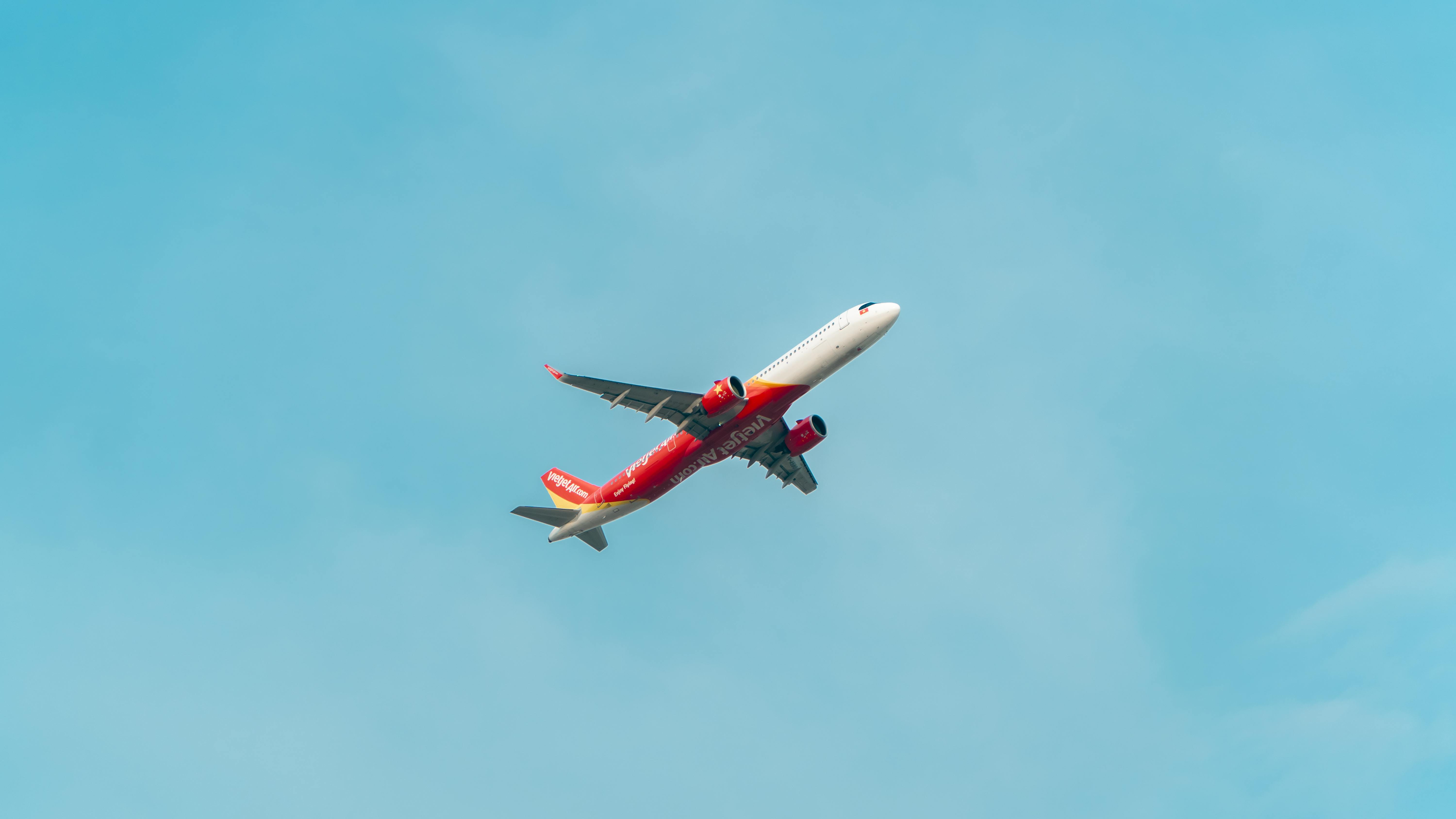 Airline miles may not go as far as the Iran war drives up fuel costs and summer fares — Photo by Phát Trương on Pexels