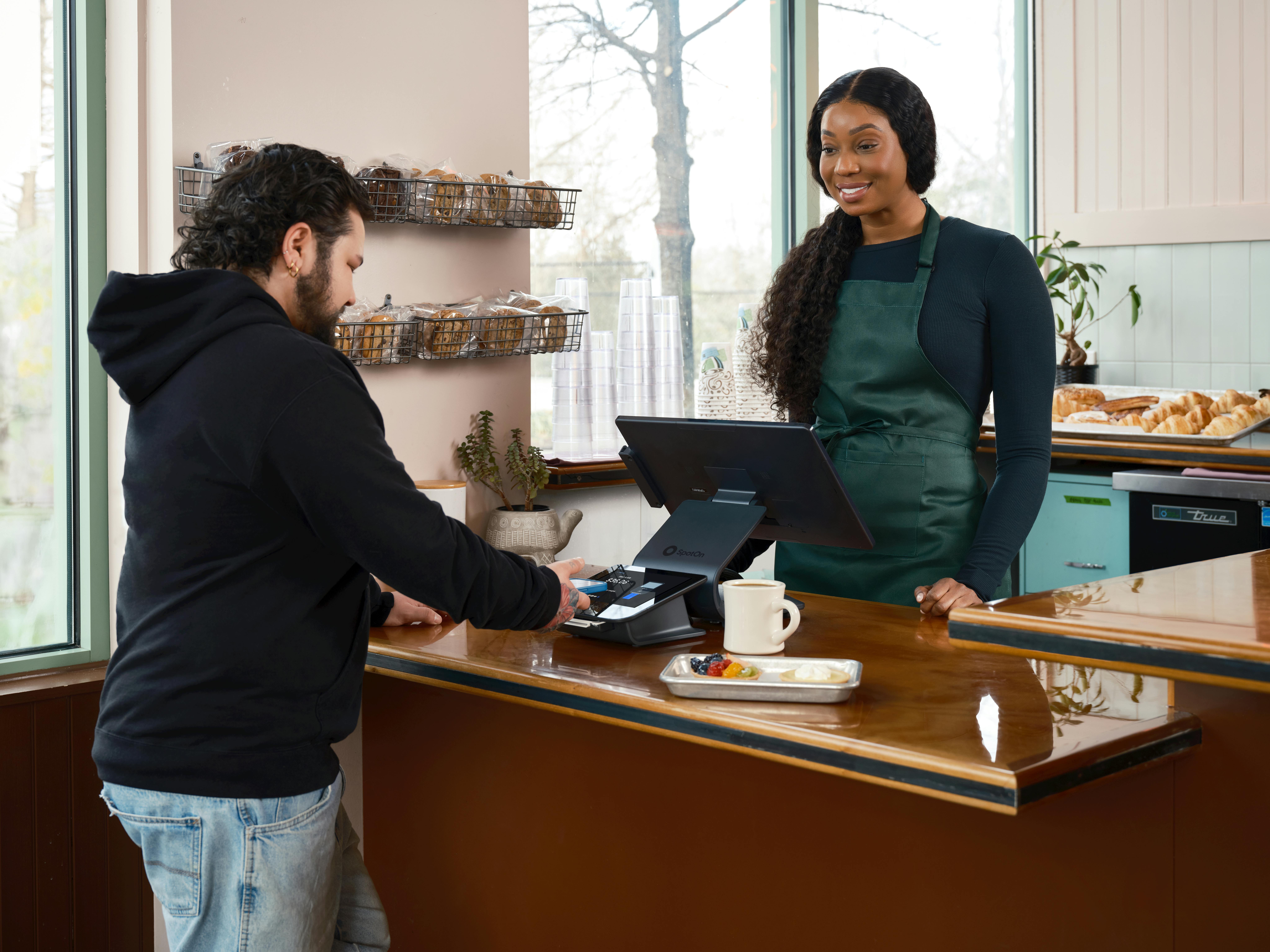 Square for Restaurants UK Review 2026: Pricing, Features and Alternatives