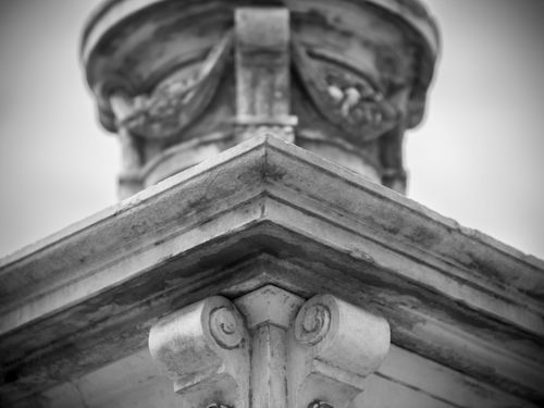 Free Elegant architectural detail in Wrocław, Poland, featuring classic design elements. Stock Photo