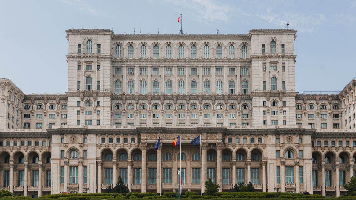 議事堂のような建物(イメージ)
