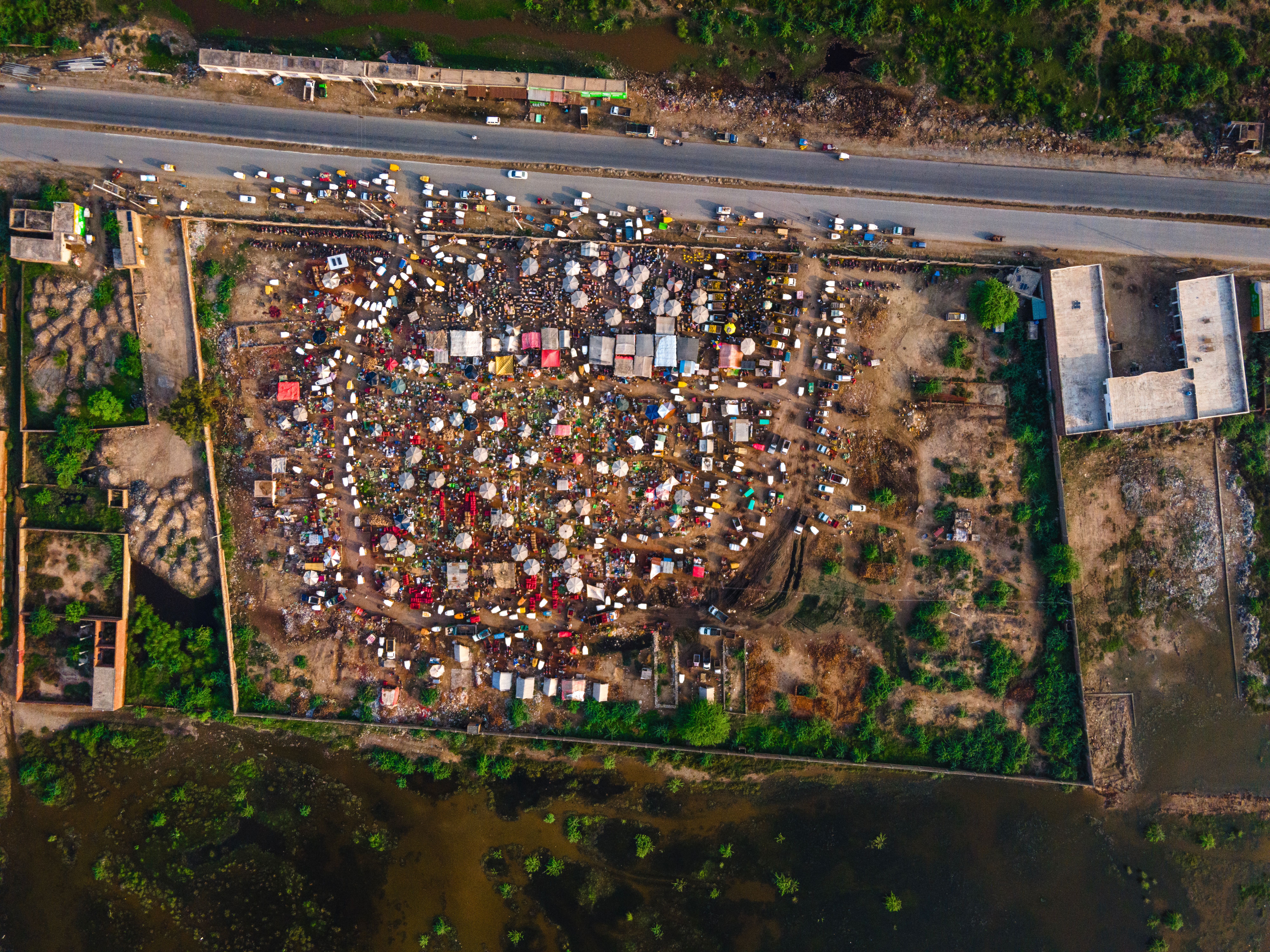 Vibrant outdoor market in rural area, Niger