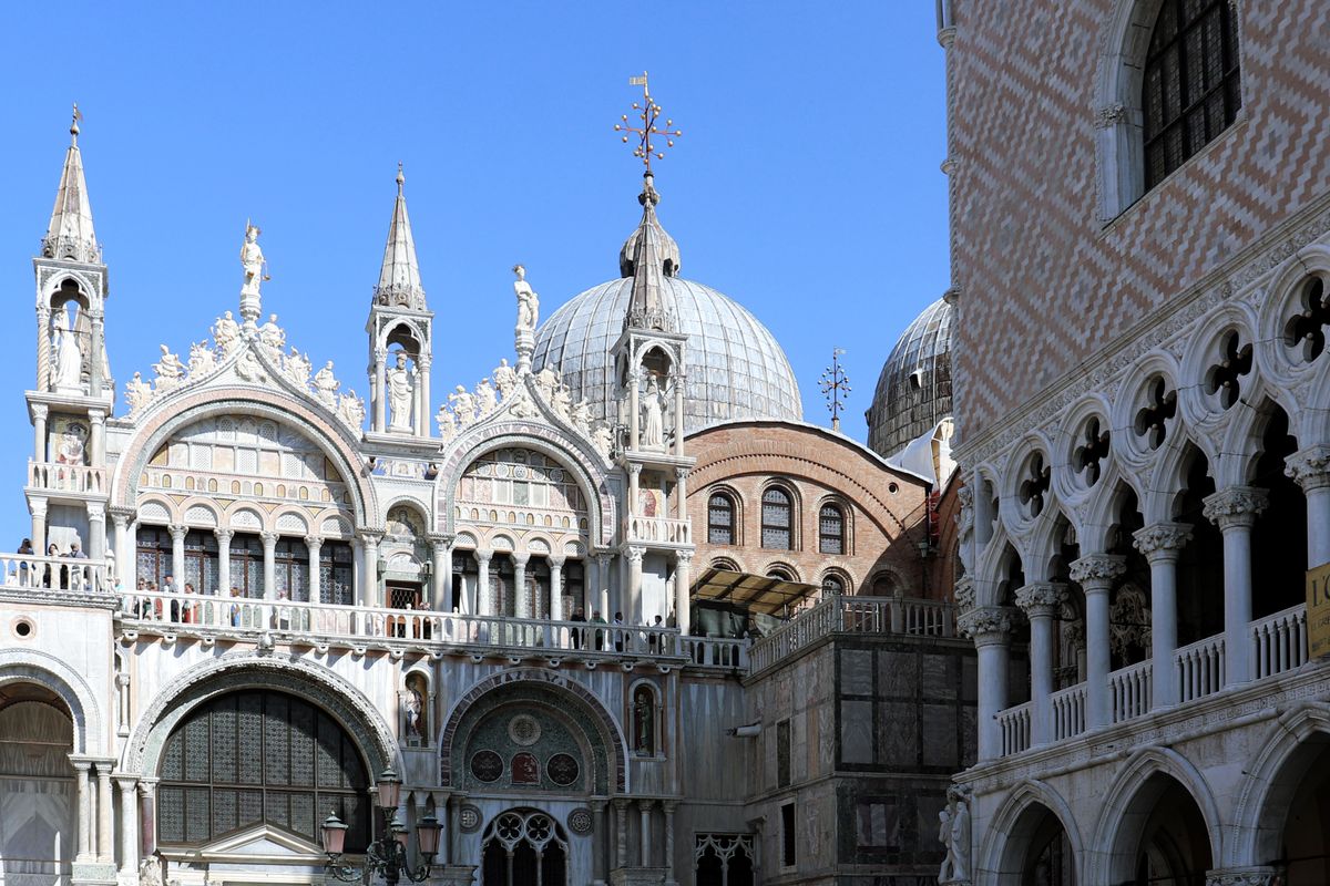 St. Mark's Square and basilica plan