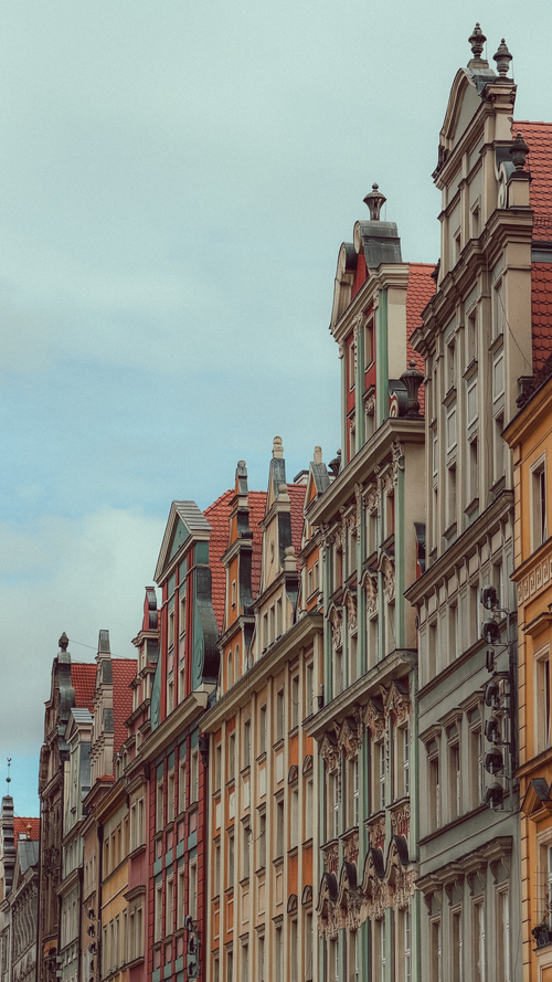 Free Charming view of colorful historic buildings in Breslau's Old Town, showcasing classic European architecture. Stock Photo