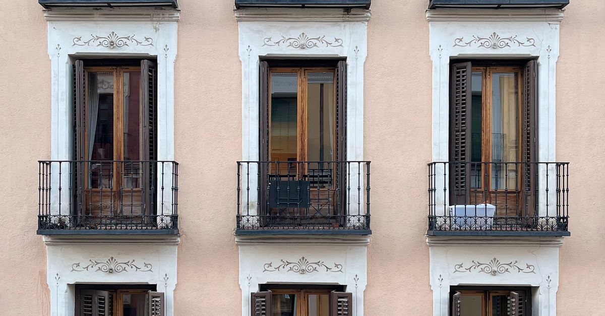 How ribbed vaults allowed cities to build taller and lighter structures How ribbed vaults allowed cities to build taller and lighter structures