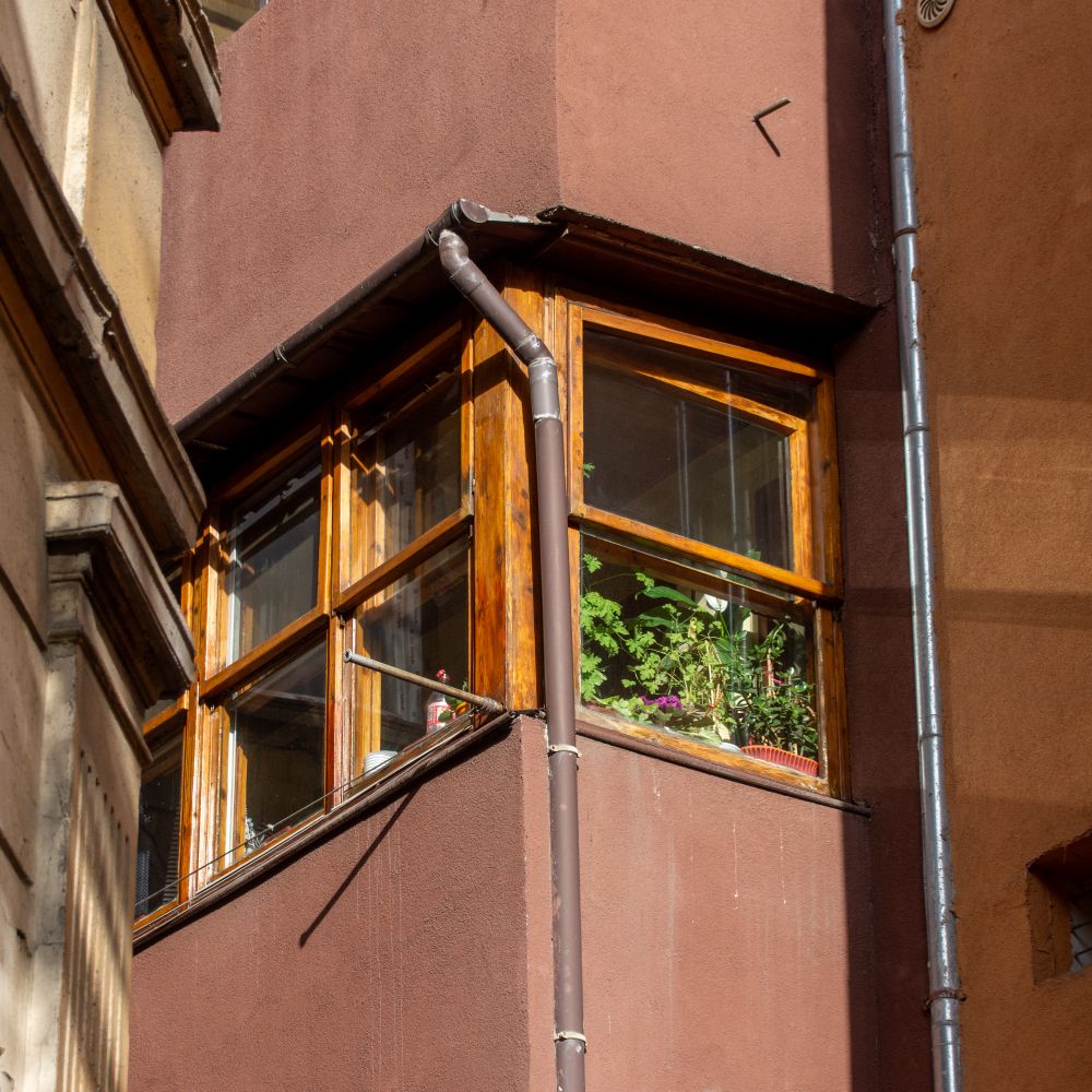 uPVC Spraying in Brunswick Park — woodwork brushed to a crisp, smooth line