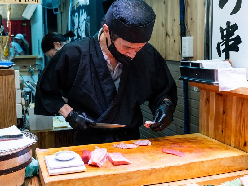Knife rack — eleven blades, one chef