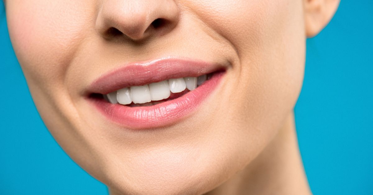Dent déchaussée : causes et traitements
