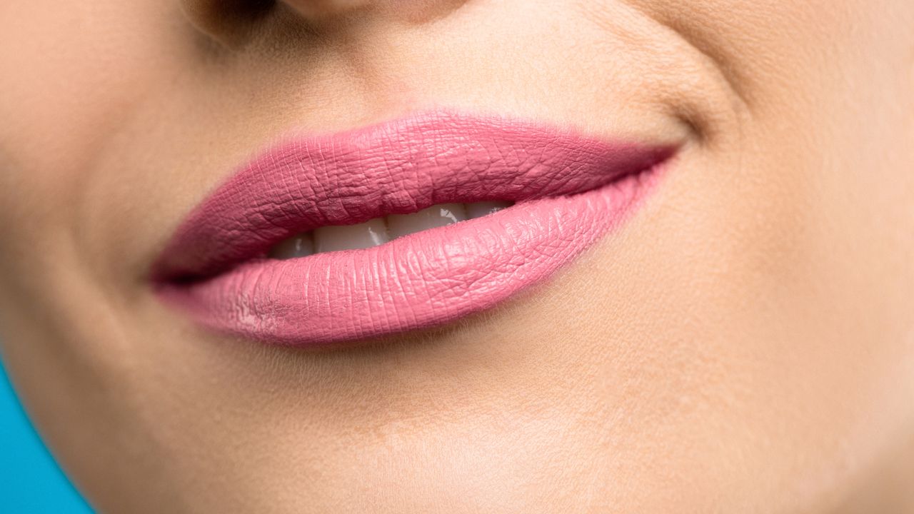 Preenchimento Labial Dói em Campinas? Desvendando a Sensação e o Conforto - Augusta Perfection