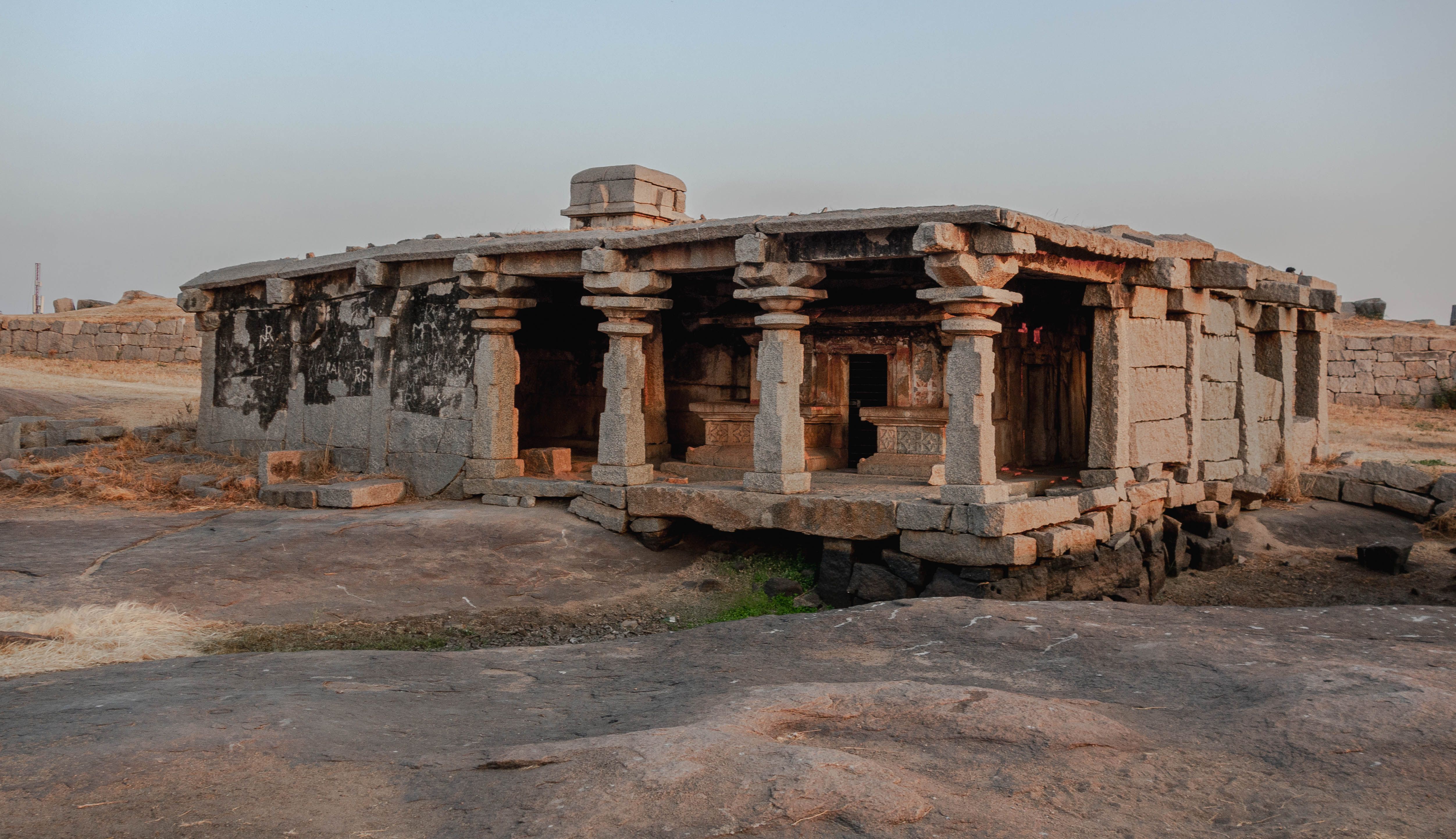 One of the world's oldest orbicular granites is in India: The 2.56-billion-year-old Pichhore rock is baff news update image