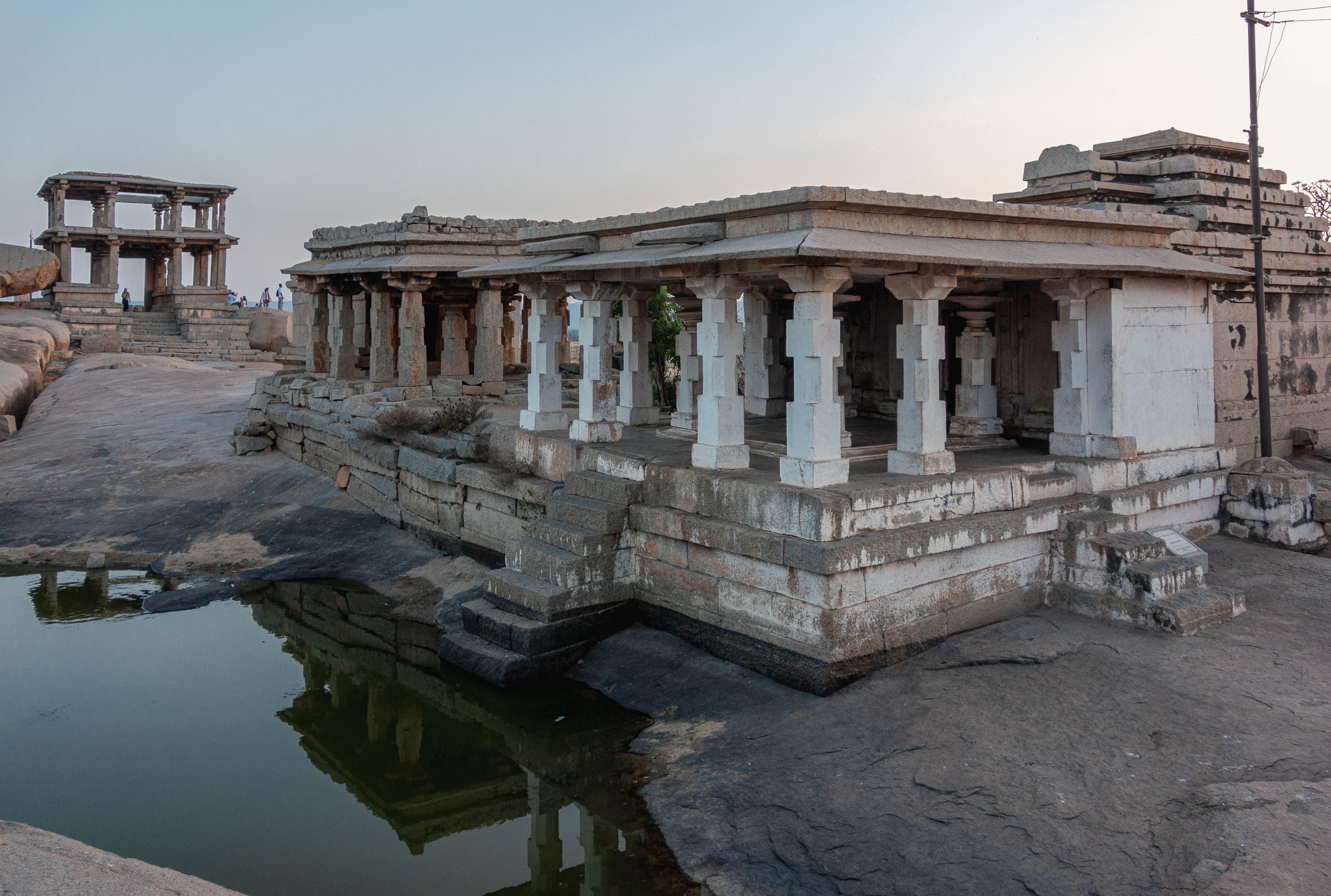 Hampi Hotels: Where to Stay Near the Ruins