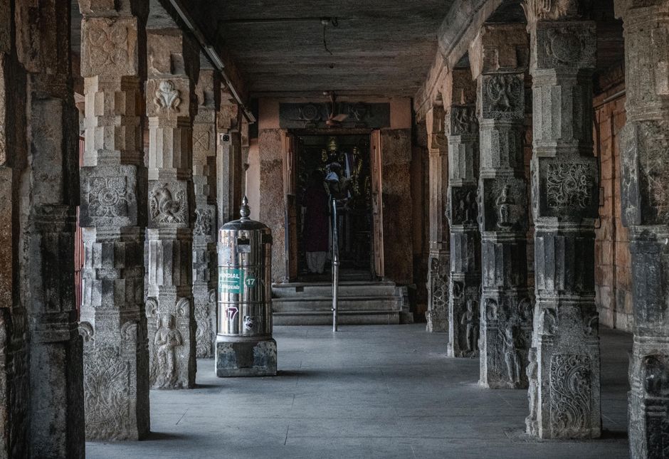 circle|strong pillar