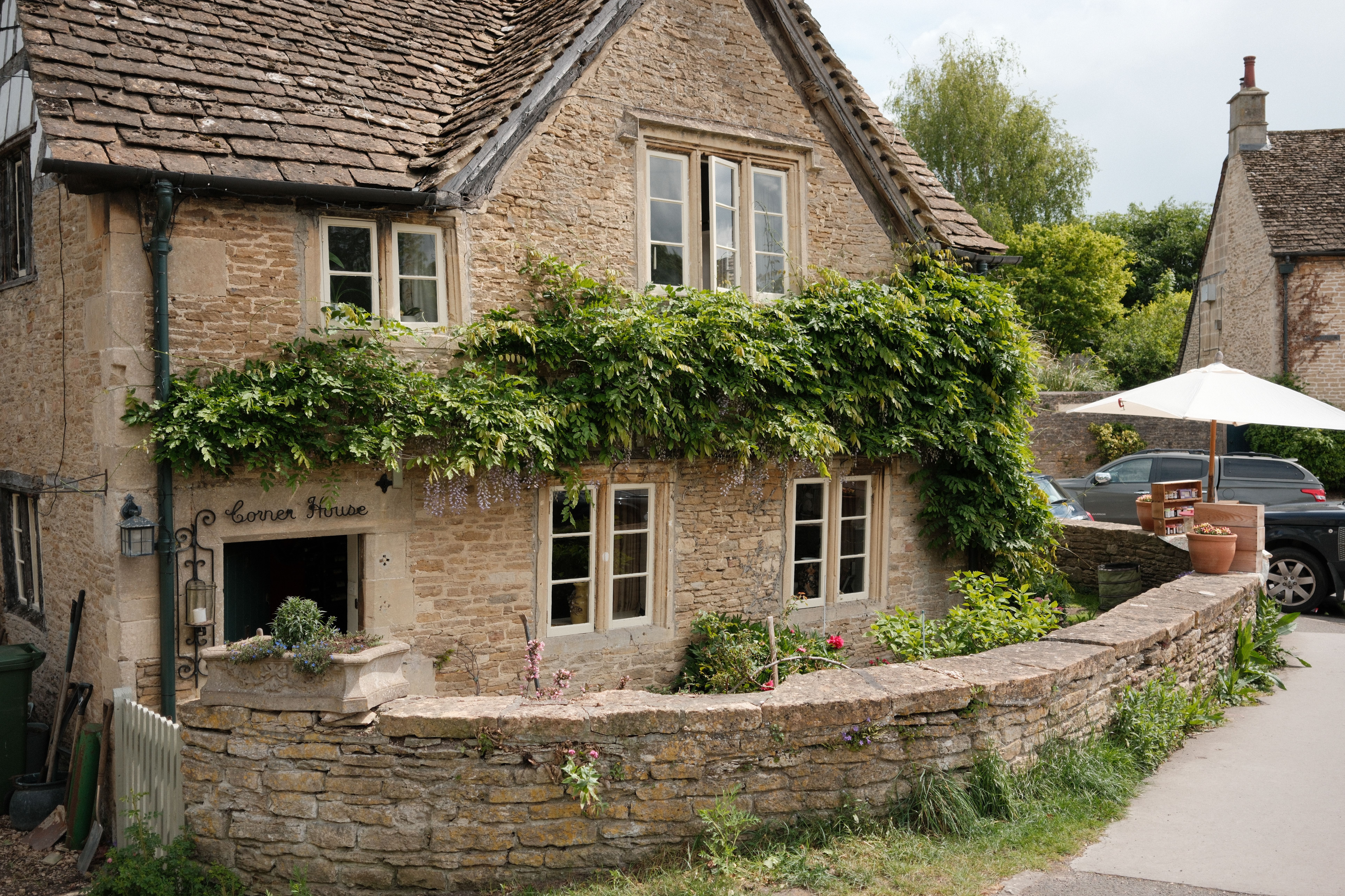 Professional removals crew at work — house removals Danderhall