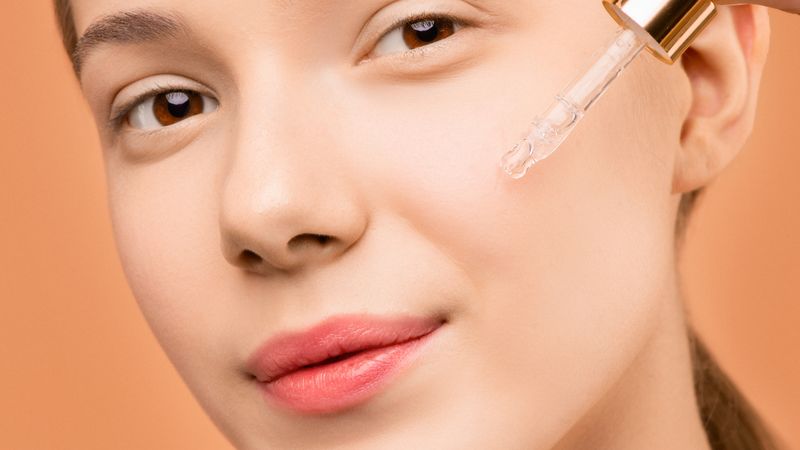 Simple beginner skincare routine with Vietnamese botanicals