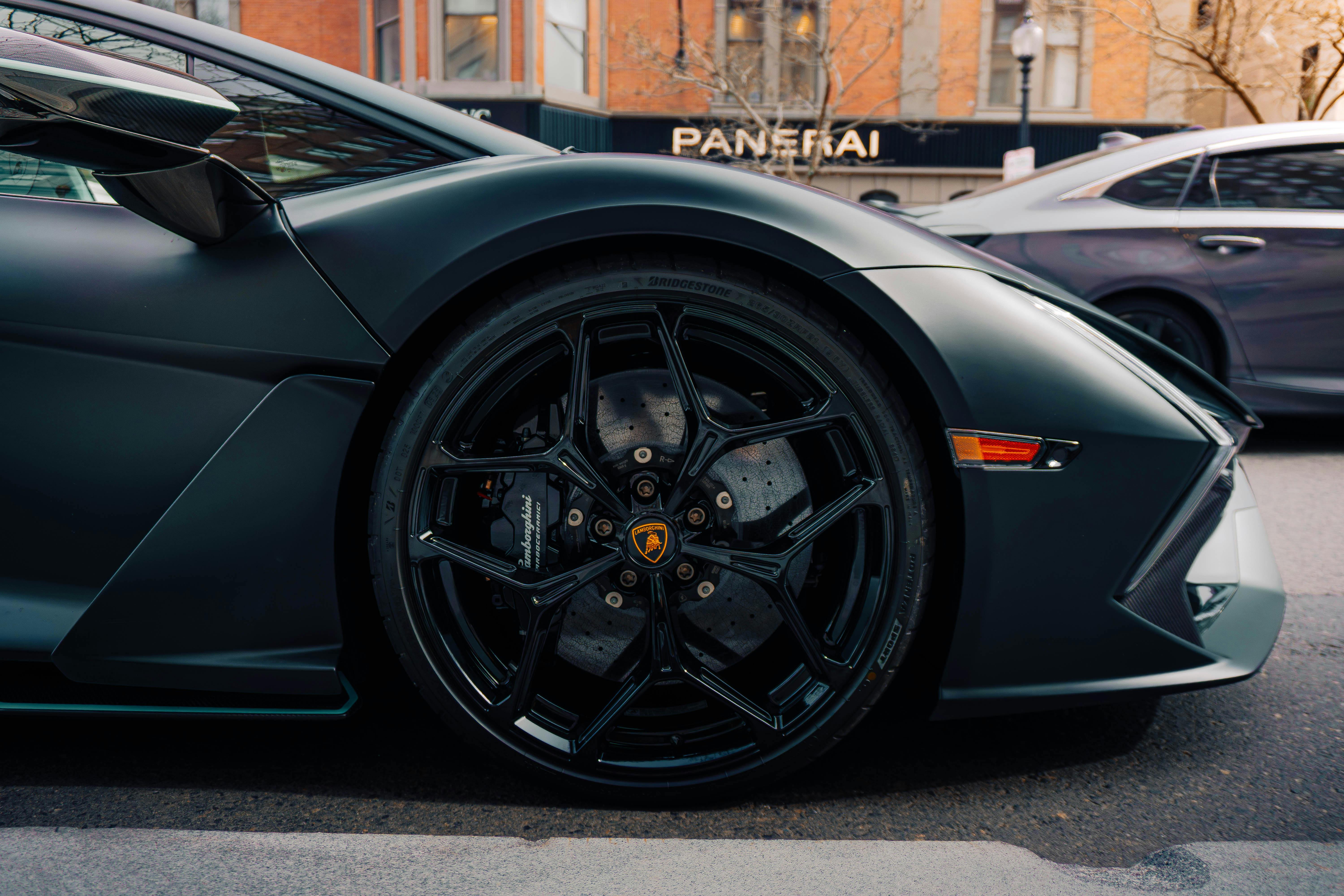 general automotive — Photo by Jair Hernandez on Pexels