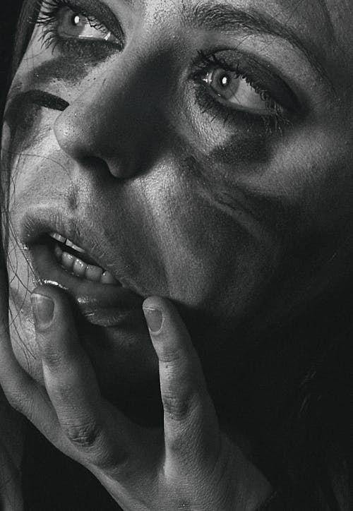 Free Close-up Grayscale Photo of Woman's Face Stock Photo