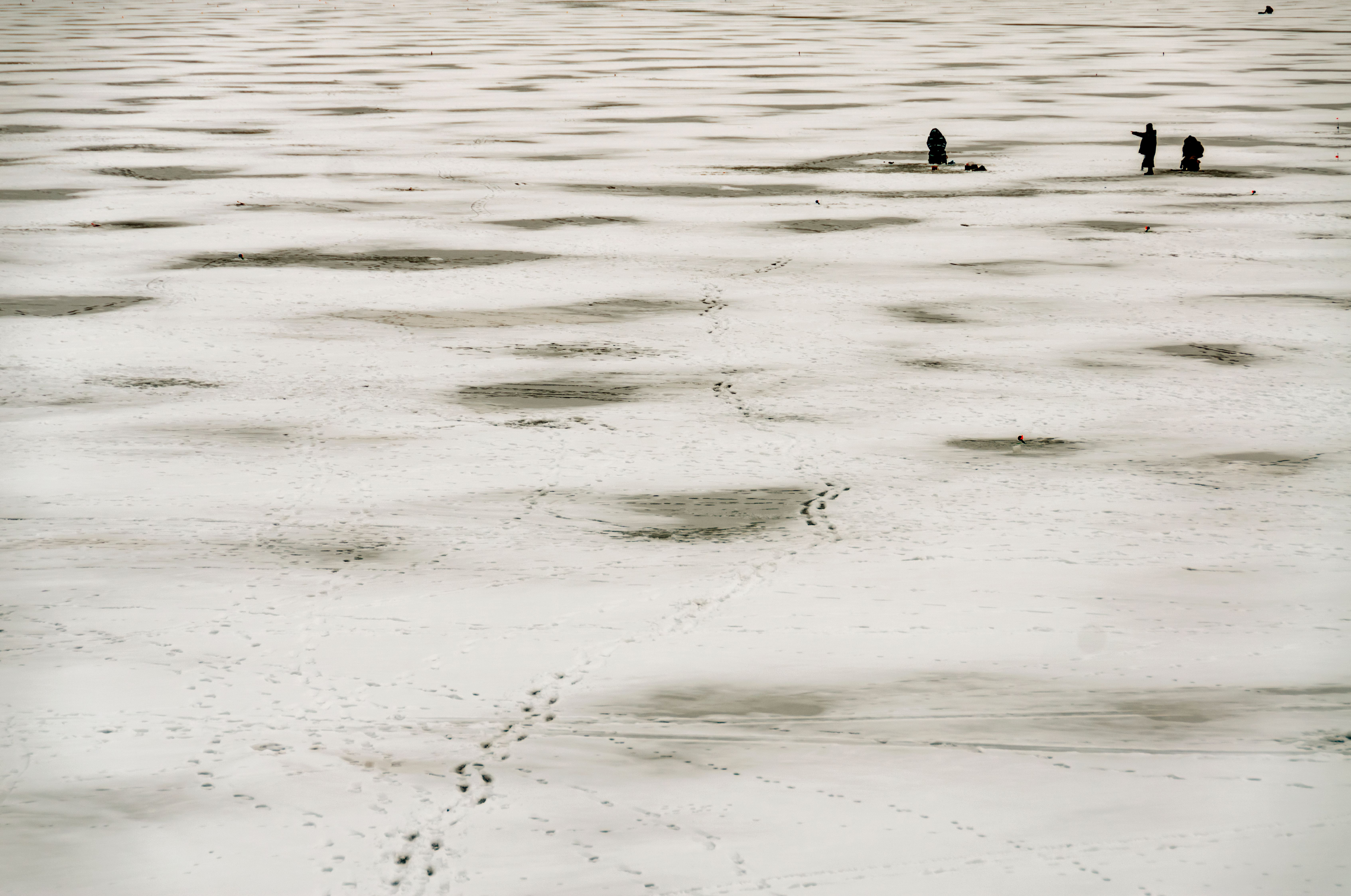 Ice Fishing Near Stratton: A Practical Guide for First-Timers
