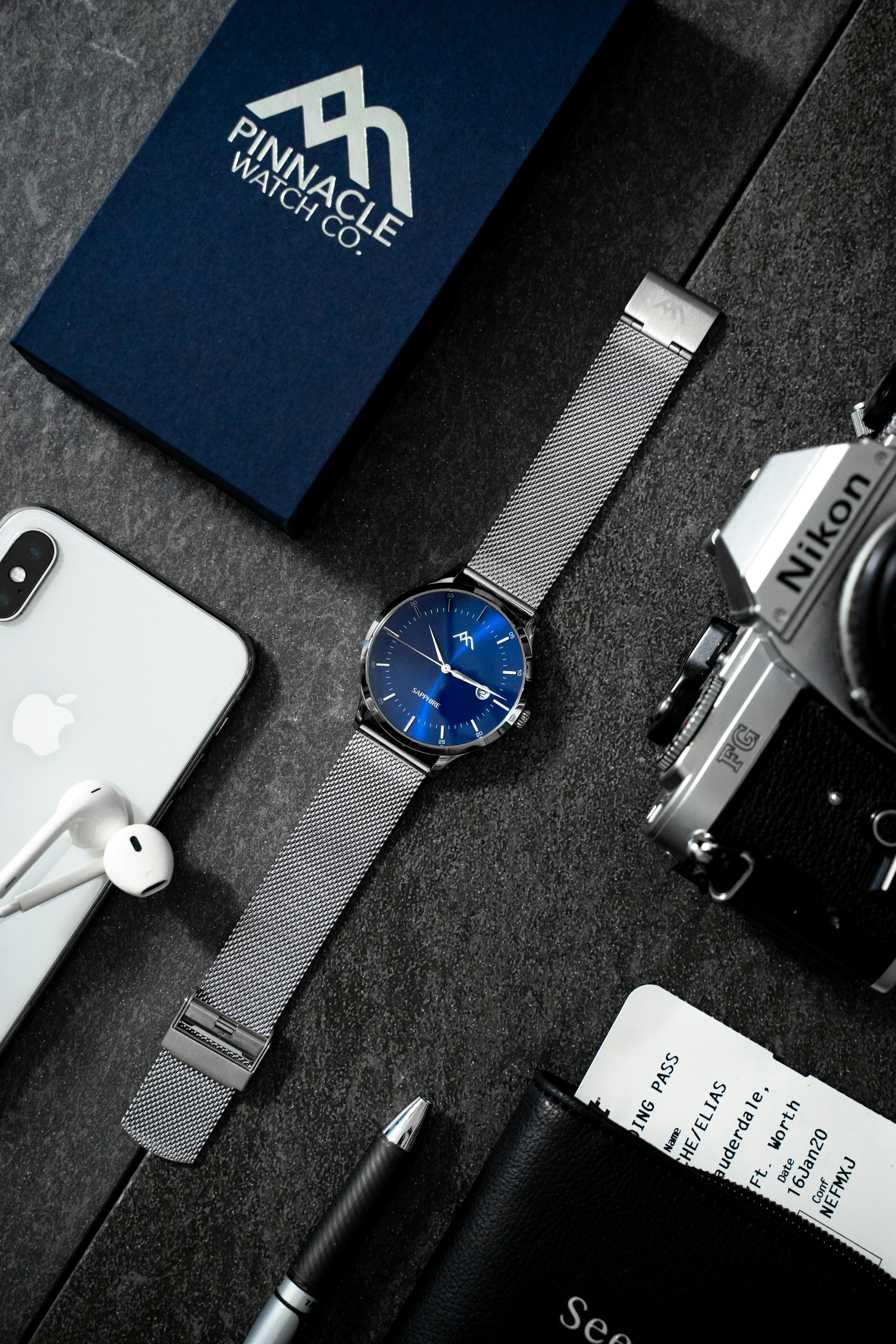 Pinnacle of Time: The Timeless Charm of Formal Smartwatch Leather Stra