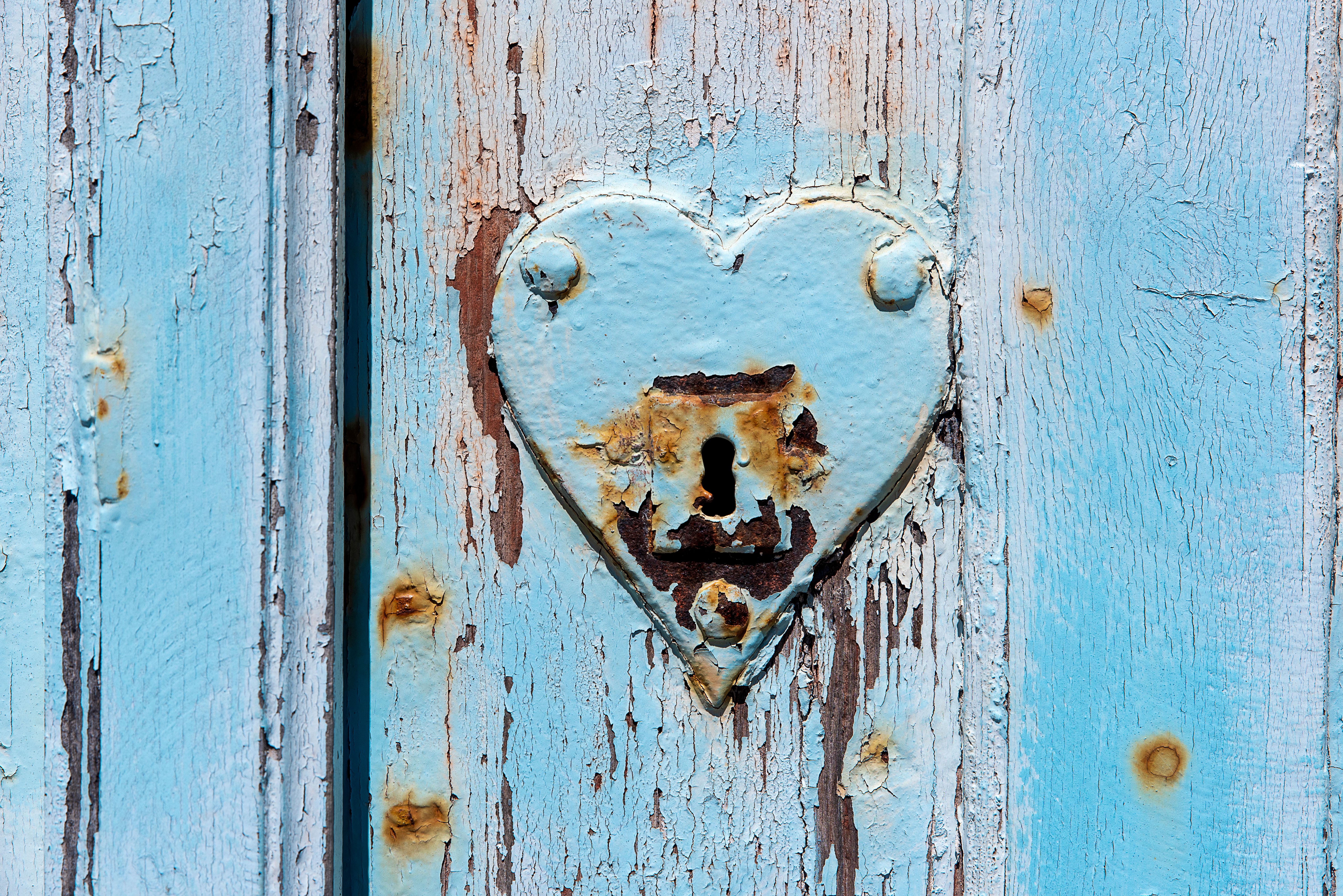 Commercial locksmith services for business doors and locks