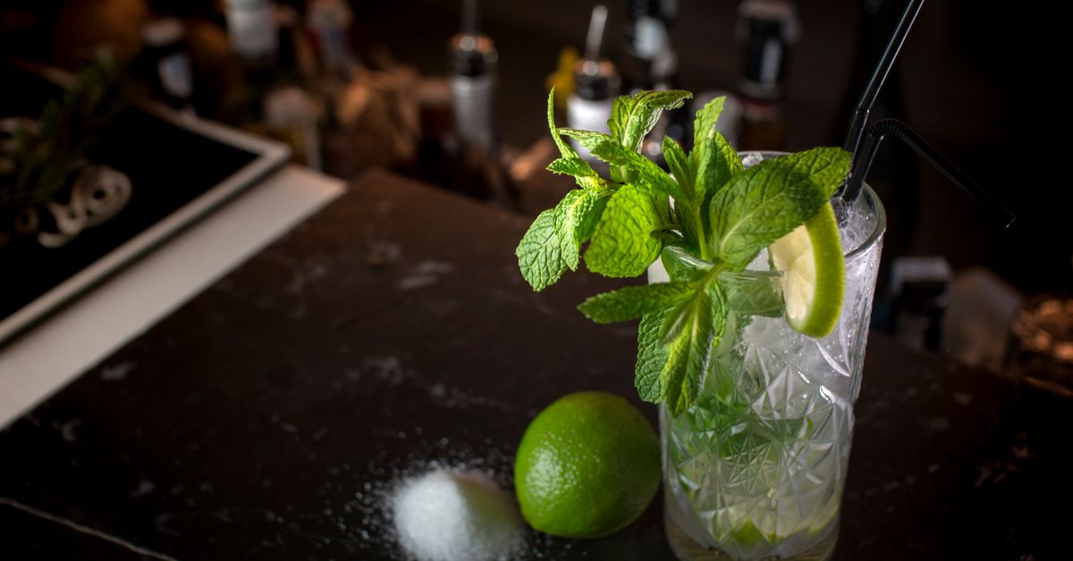 Les 5 Cocktails Classiques à Maîtriser Absolument
