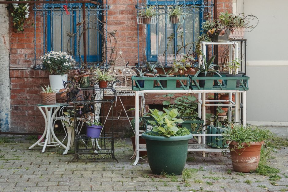 Benefits of Using Renter Friendly Patio Hacks