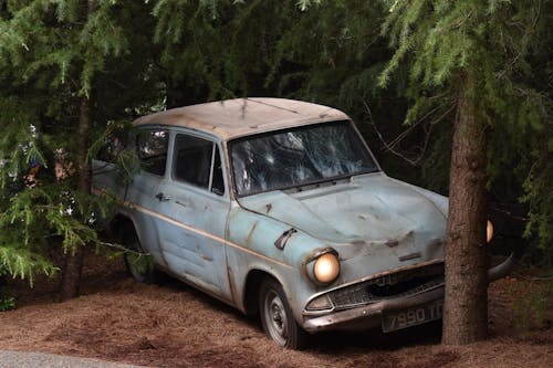 Free Old Car Parked Near Tree Stock Photo