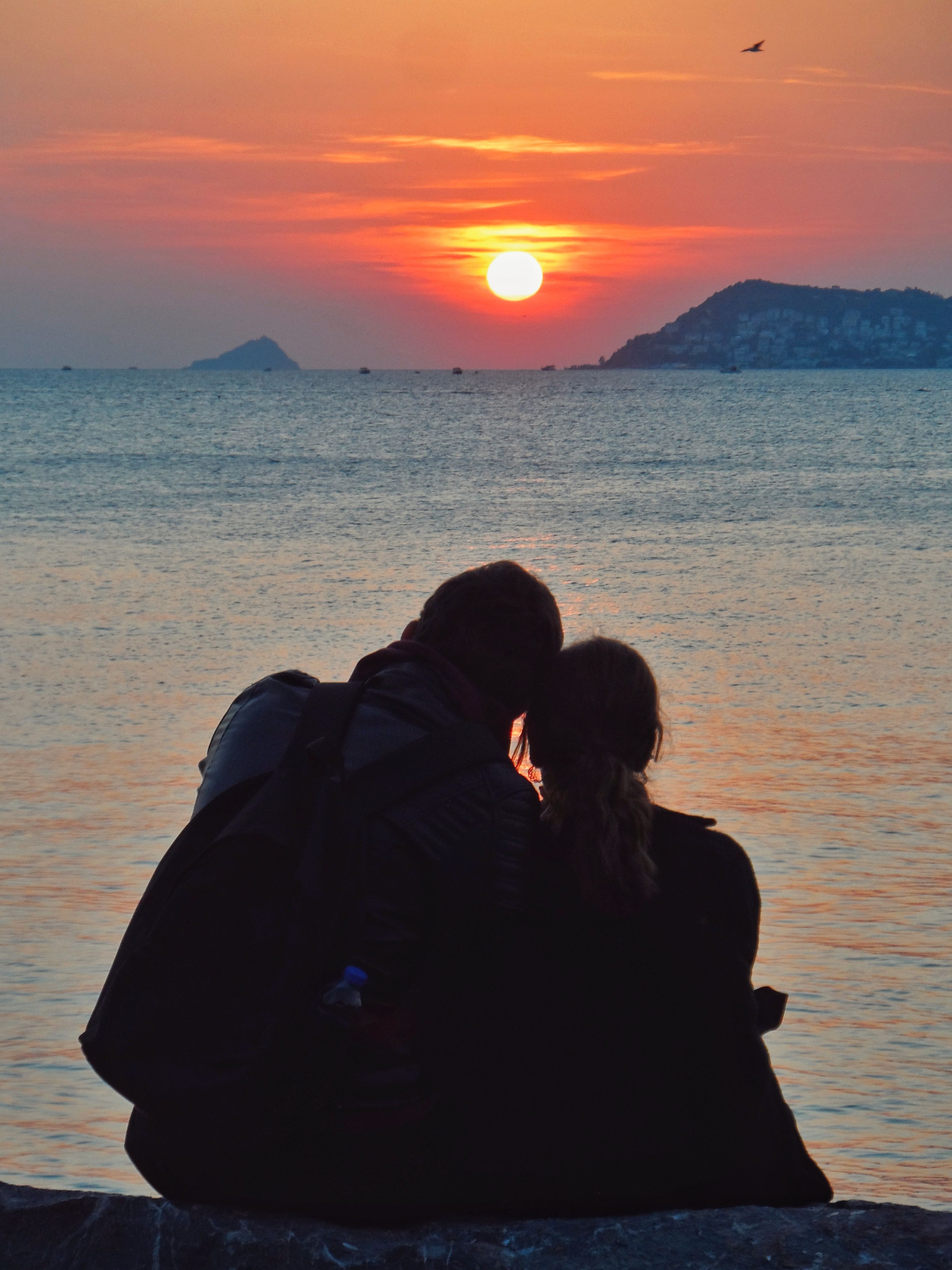 A one-month deeper look at single self-love