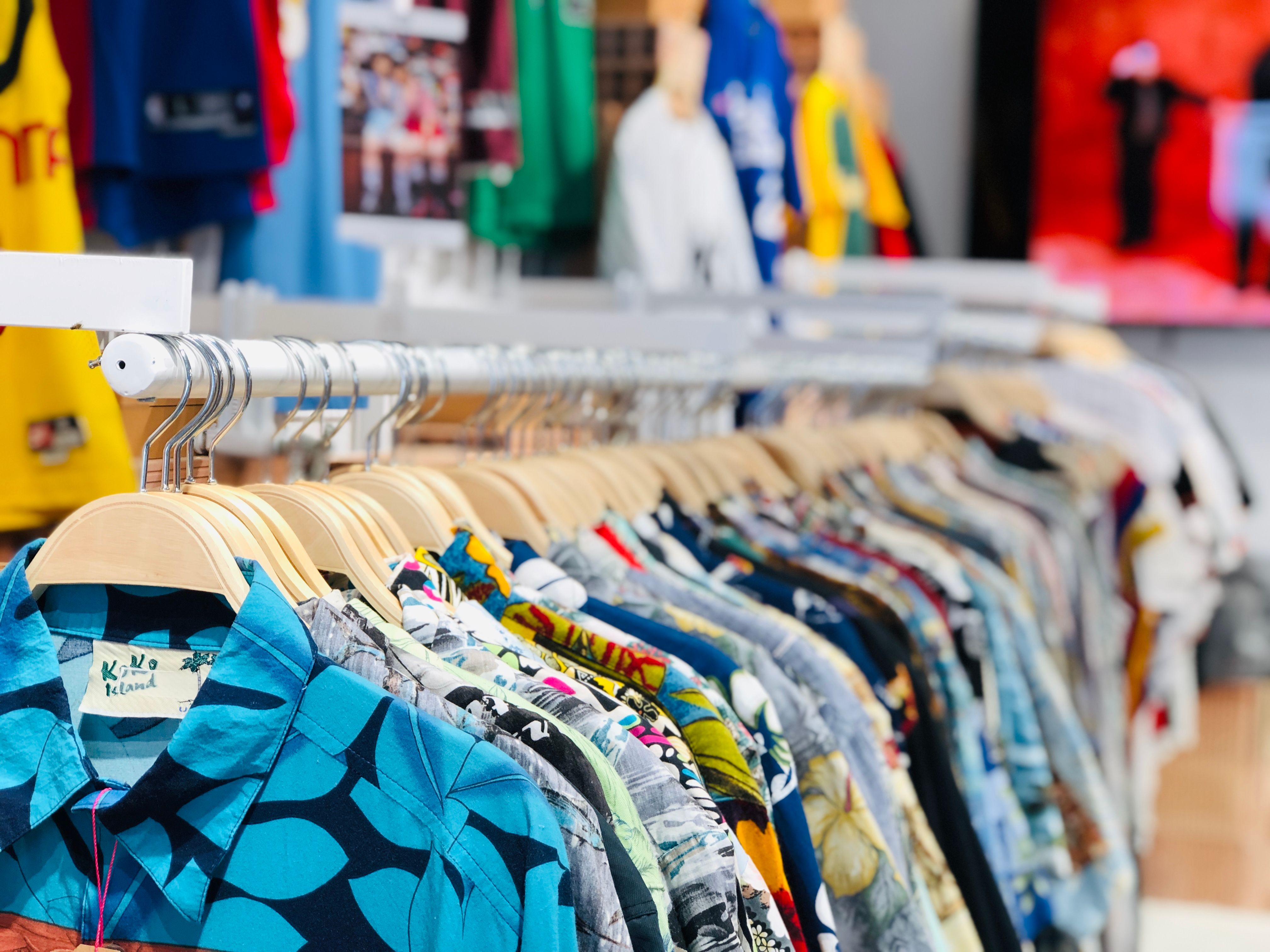 Shallow Focus Photo of Clothing Rack · Free Stock Photo