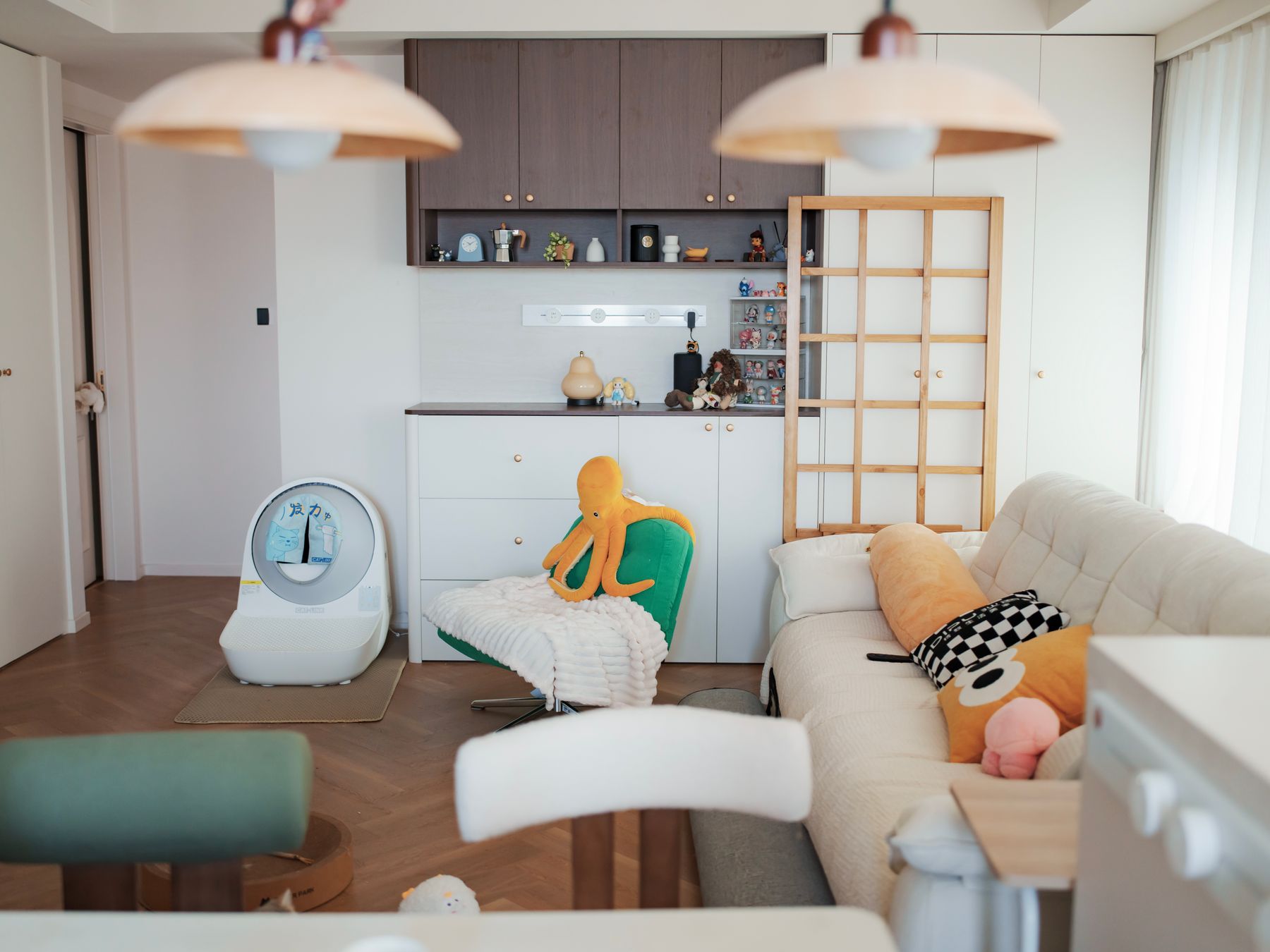 Ixworth — professional movers carrying furniture on a house move