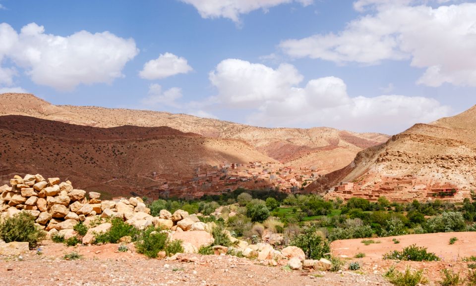 Aknioun