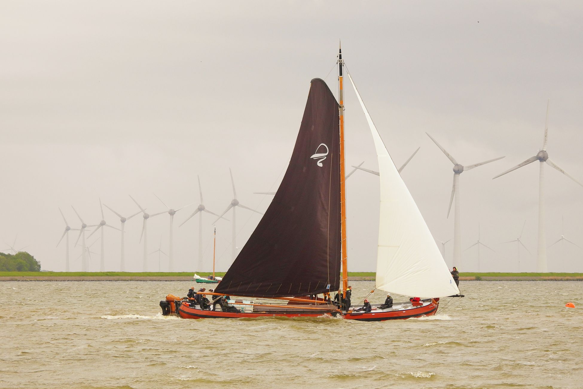 Zeilinstructeur geeft al 40 jaar les op Leekstermeer