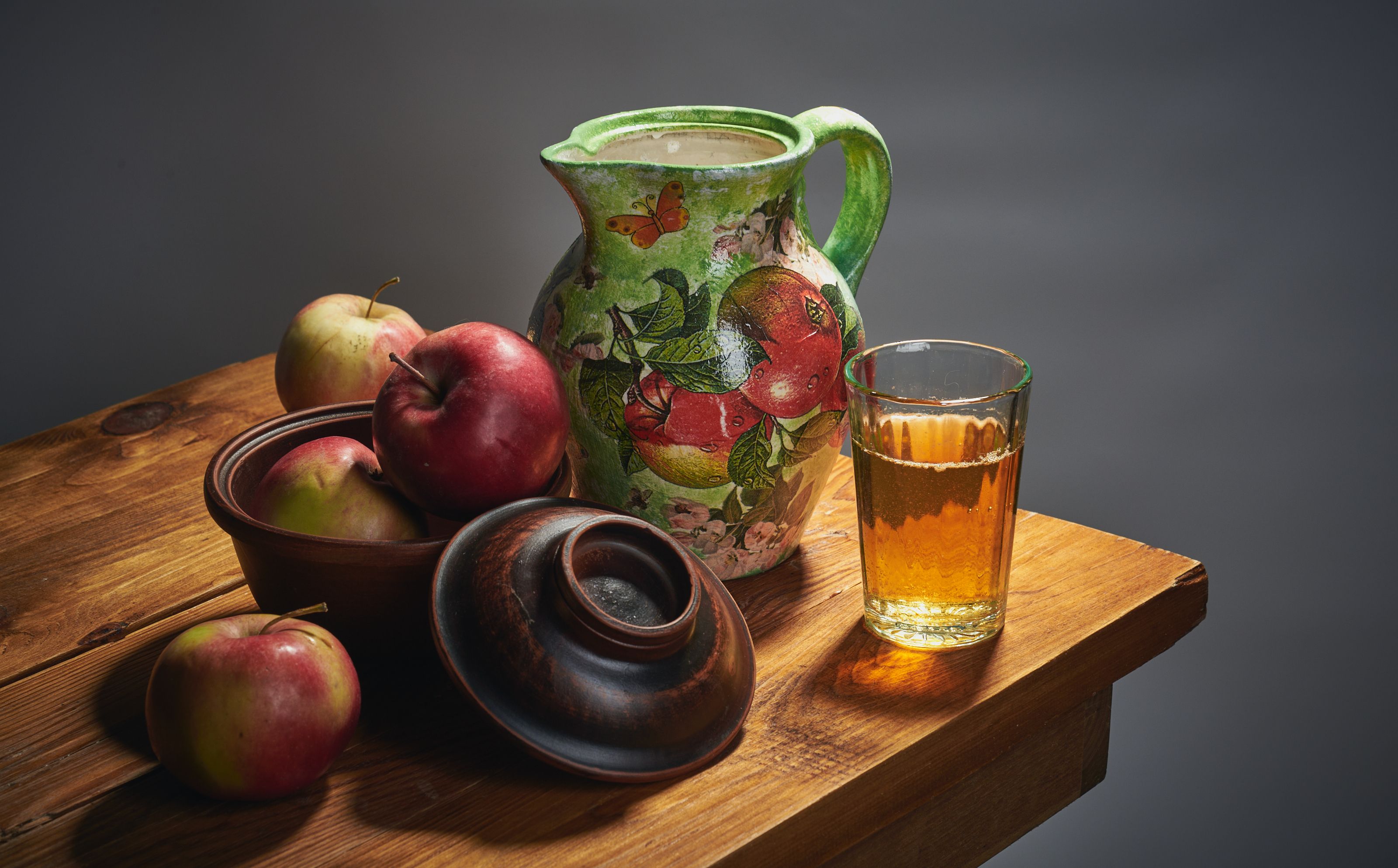 Juice; apple, of a Brix value exceeding 20, unfermented, not containing added spirit, whether or not containing added sugar or other sweetening matter