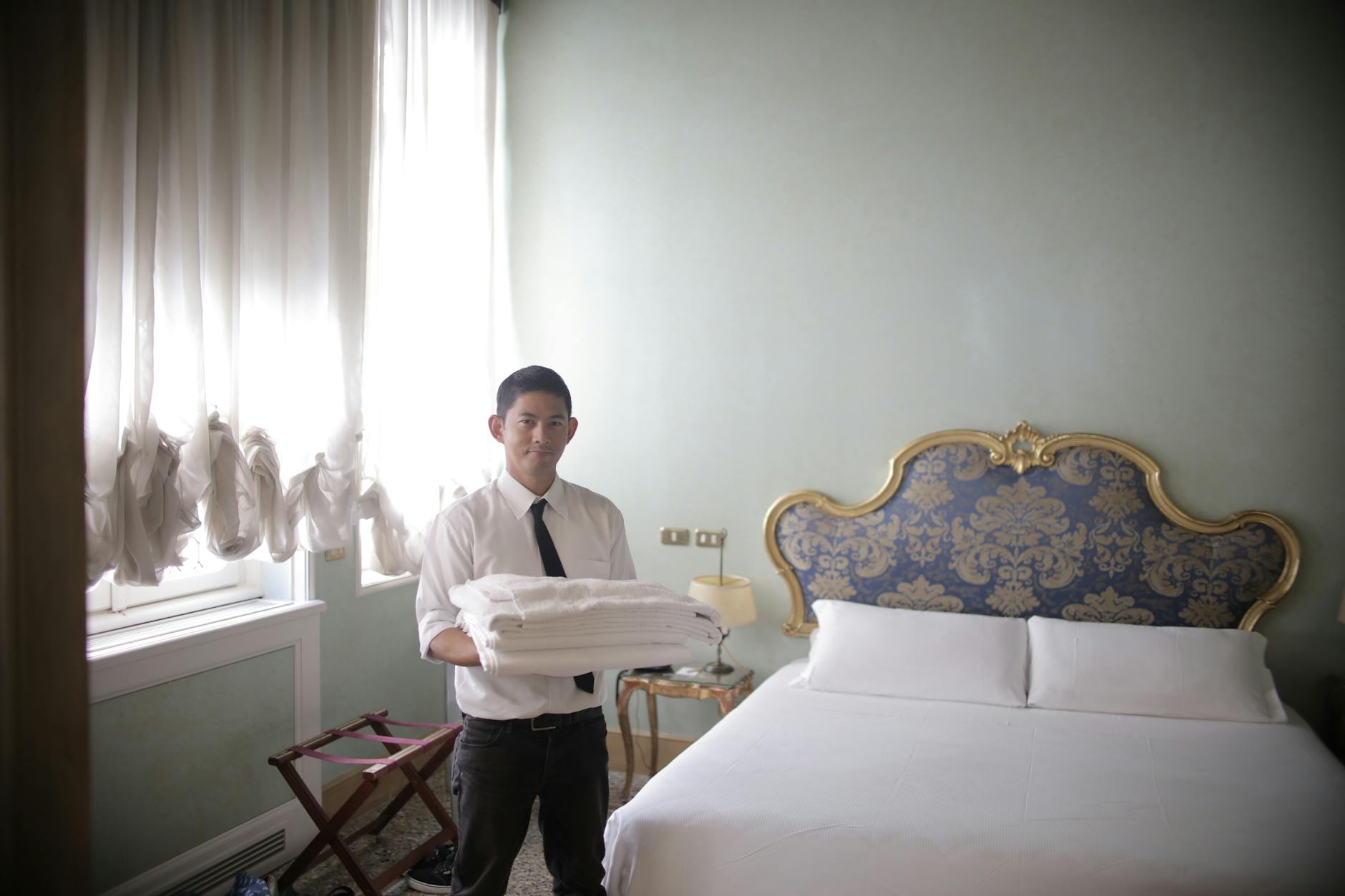 Centro storico hotel rooms range from compact 14 m² standards to 80 m² suites.