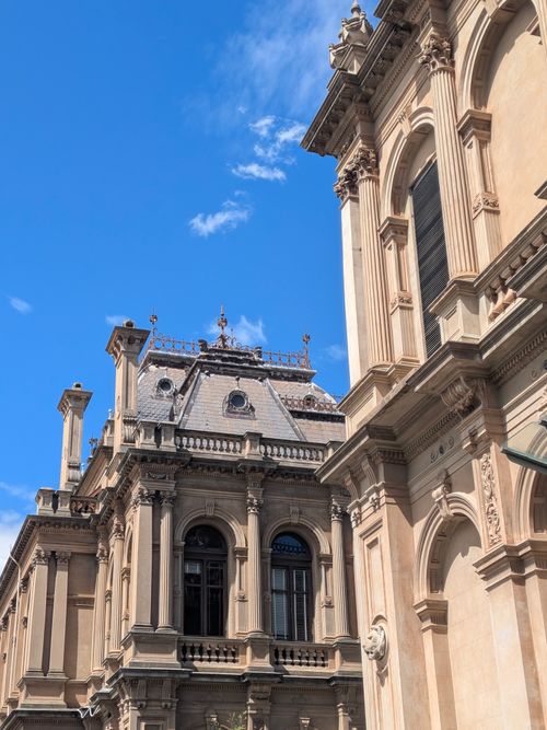 Free Elegant Victorian architecture in Bendigo, showcasing historical charm and detail. Stock Photo
