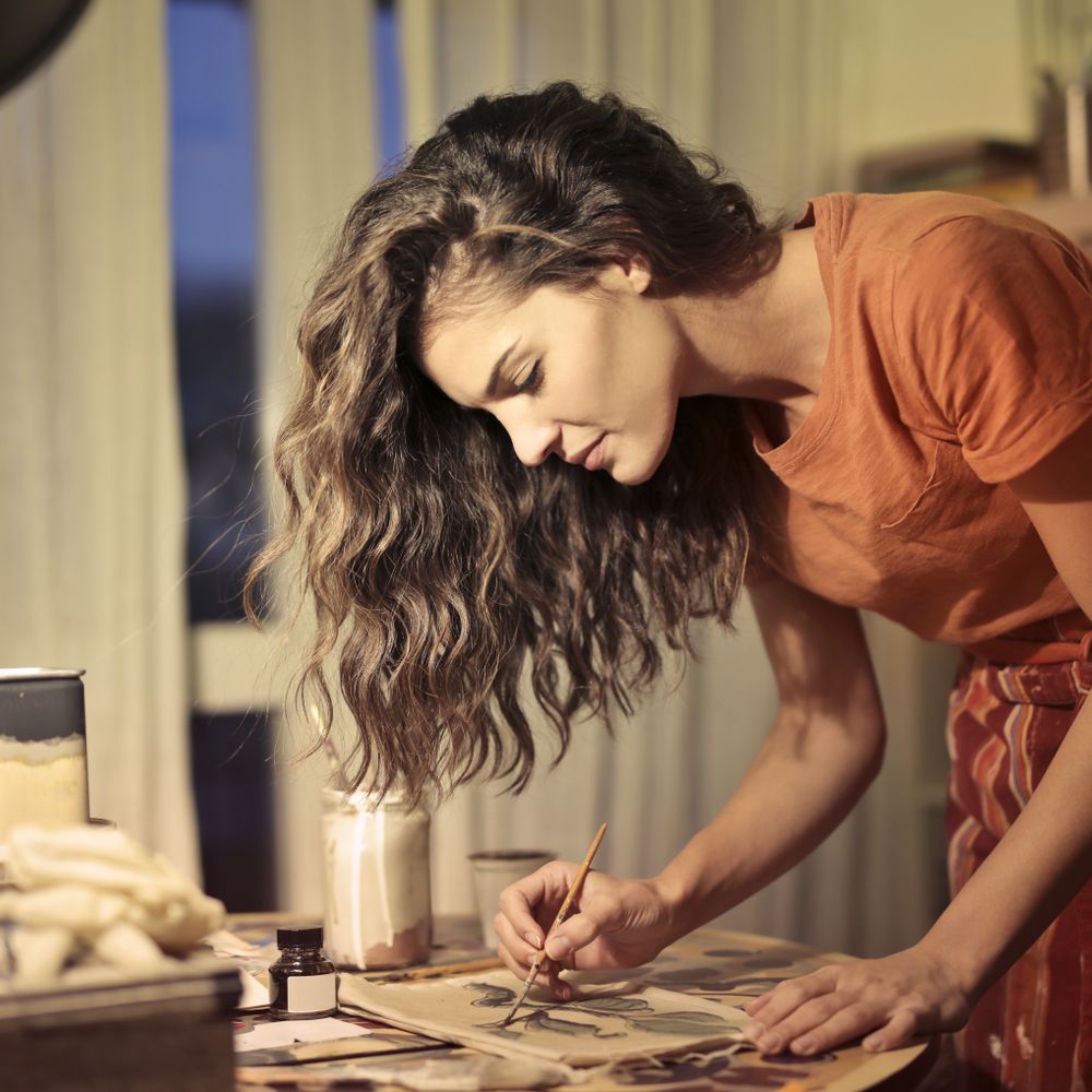 Painters and Decorators in Mitcham — surfaces prepped and cut in by hand