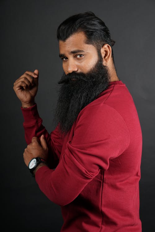 Free Bearded Man in Red Long Sleeve Shirt Stock Photo