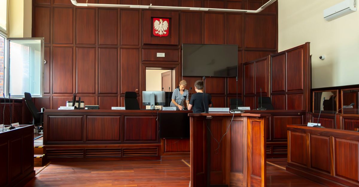 courtroom gavel