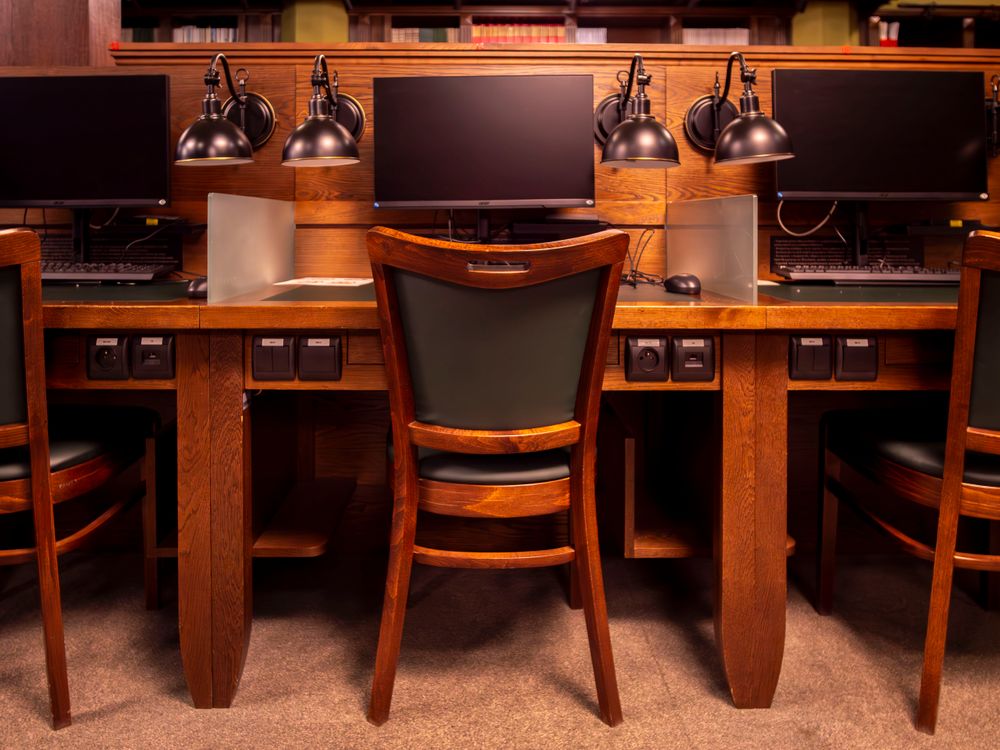 Computerseating Library Library Computer Workstations in Wrocław · Free Stock Photo