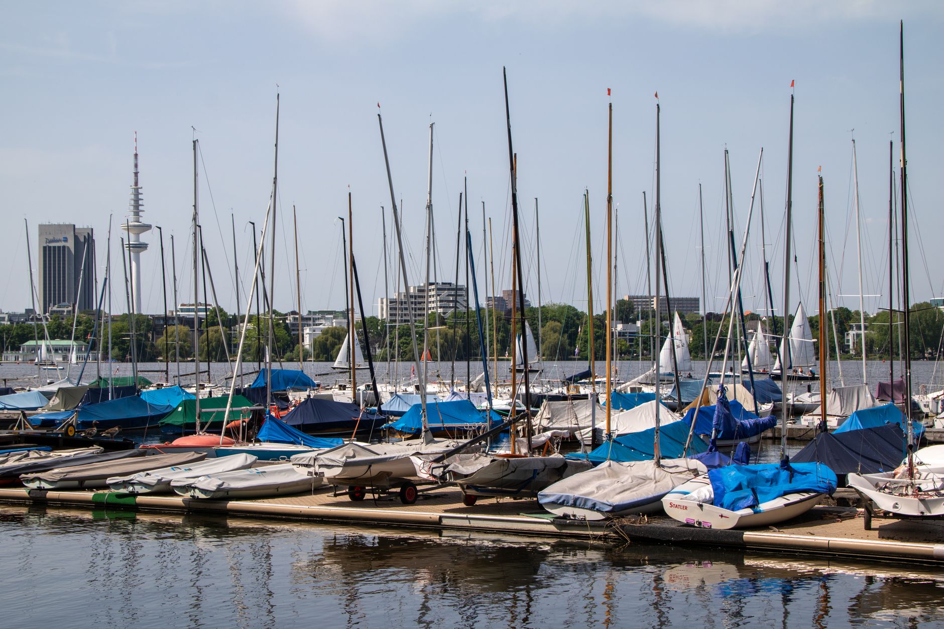 Rent a Boat on the Hamburger Alster Without a Boating License