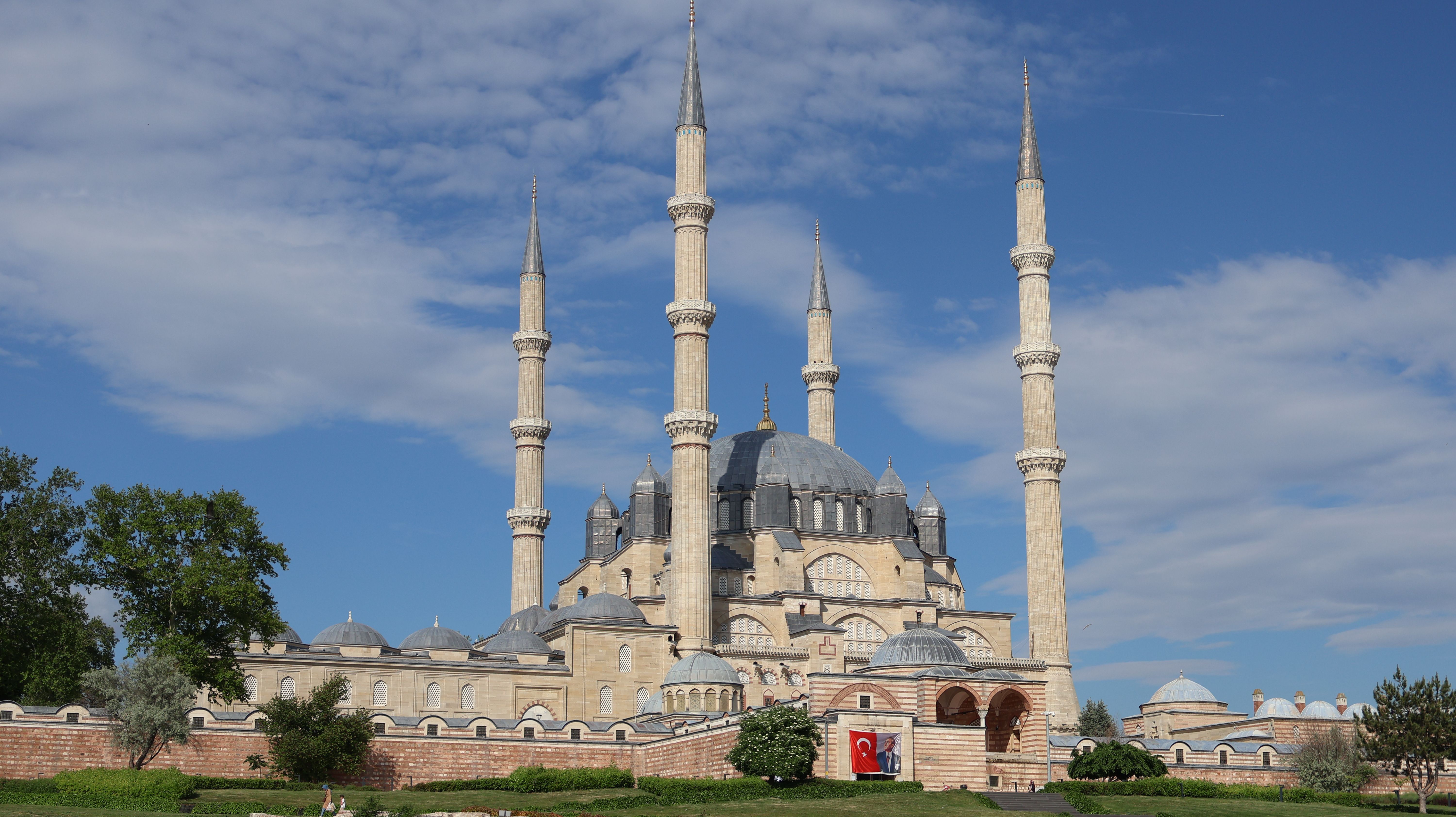 Eski Cami