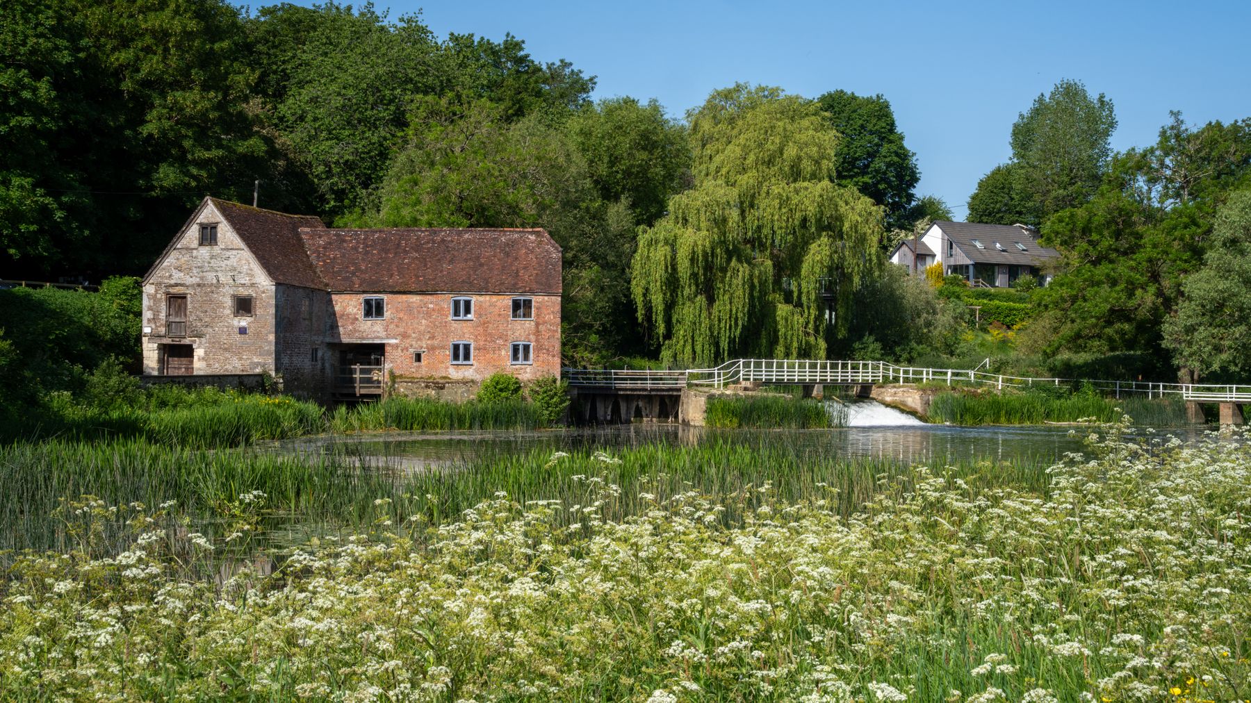Thames-side market town within an hour of Reading