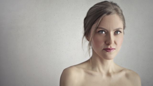 Lipo de Papada Enzimática: Riscos, Cuidados e Excelência em Jundiaí - Augusta Perfection