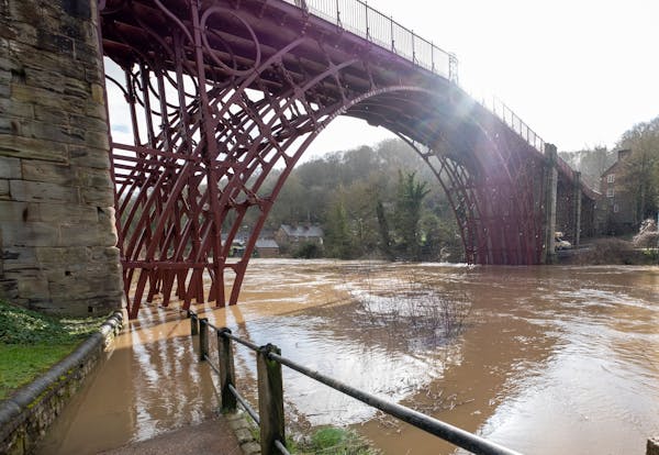 E-commerce platform redesign success case