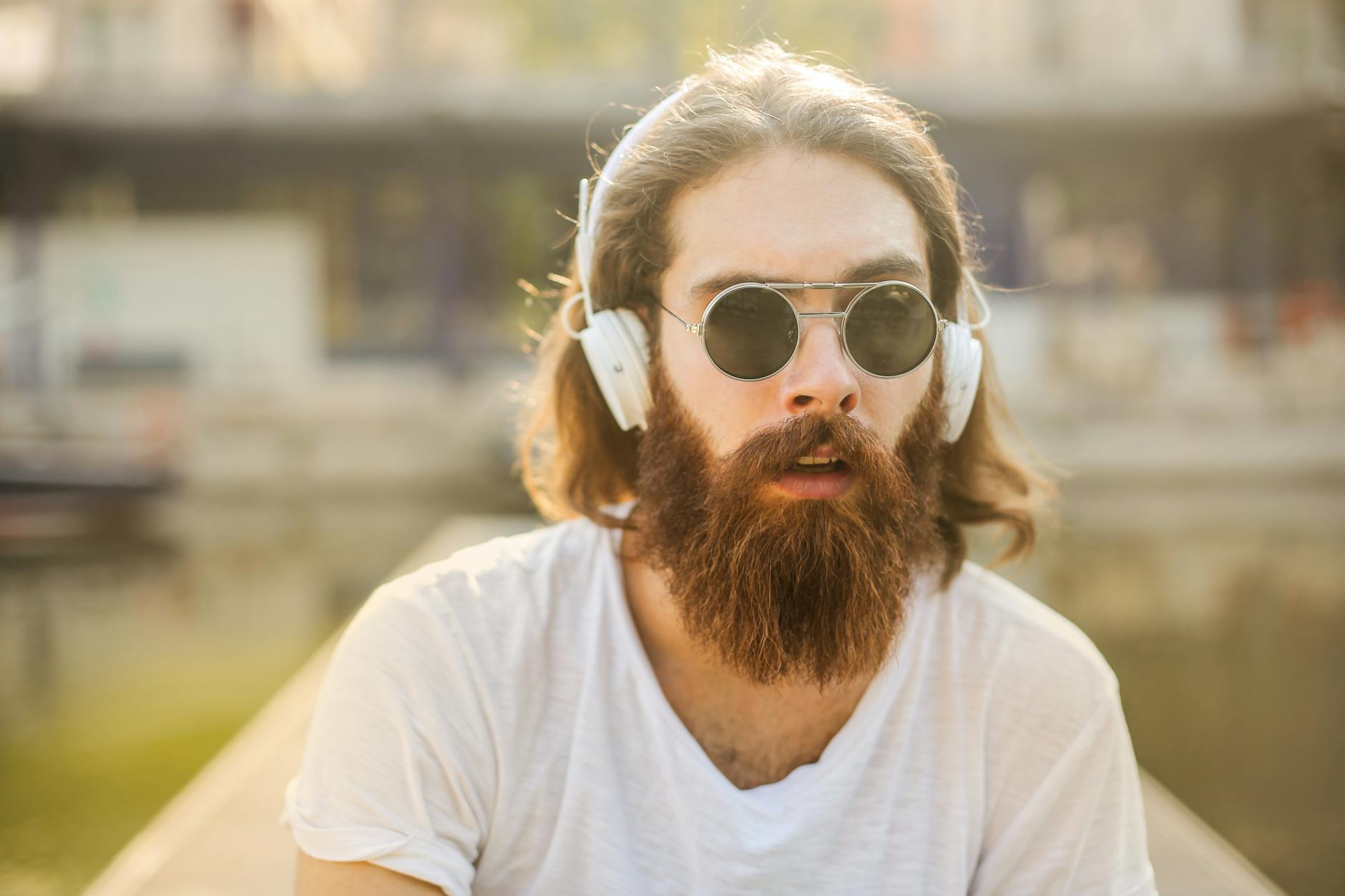 Tips for Growing a Blonde Beard - wide 7