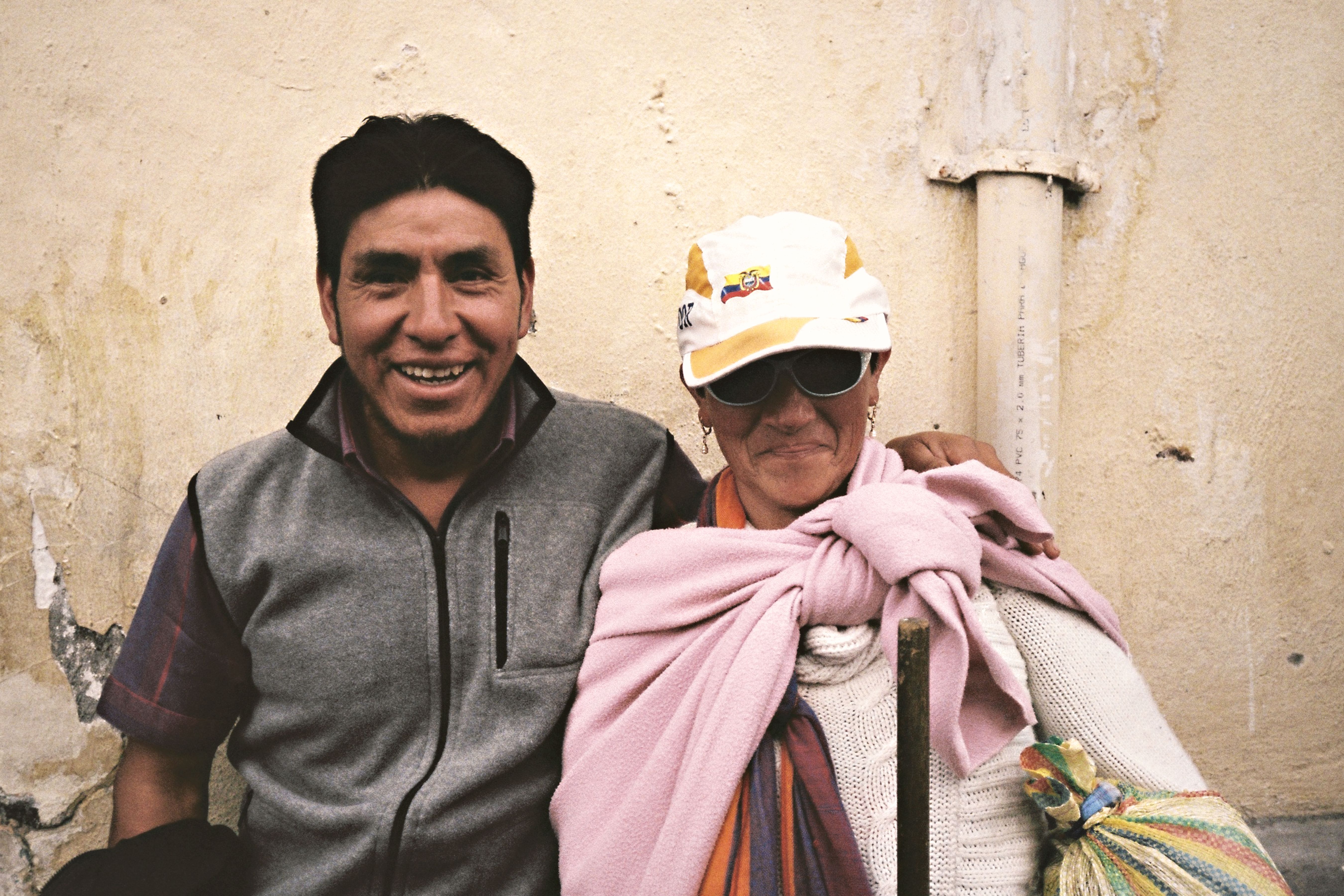 Locals can be excellent tour guides. Here’s how to hire one — Photo by DΛVΞ GΛRCIΛ on Pexels