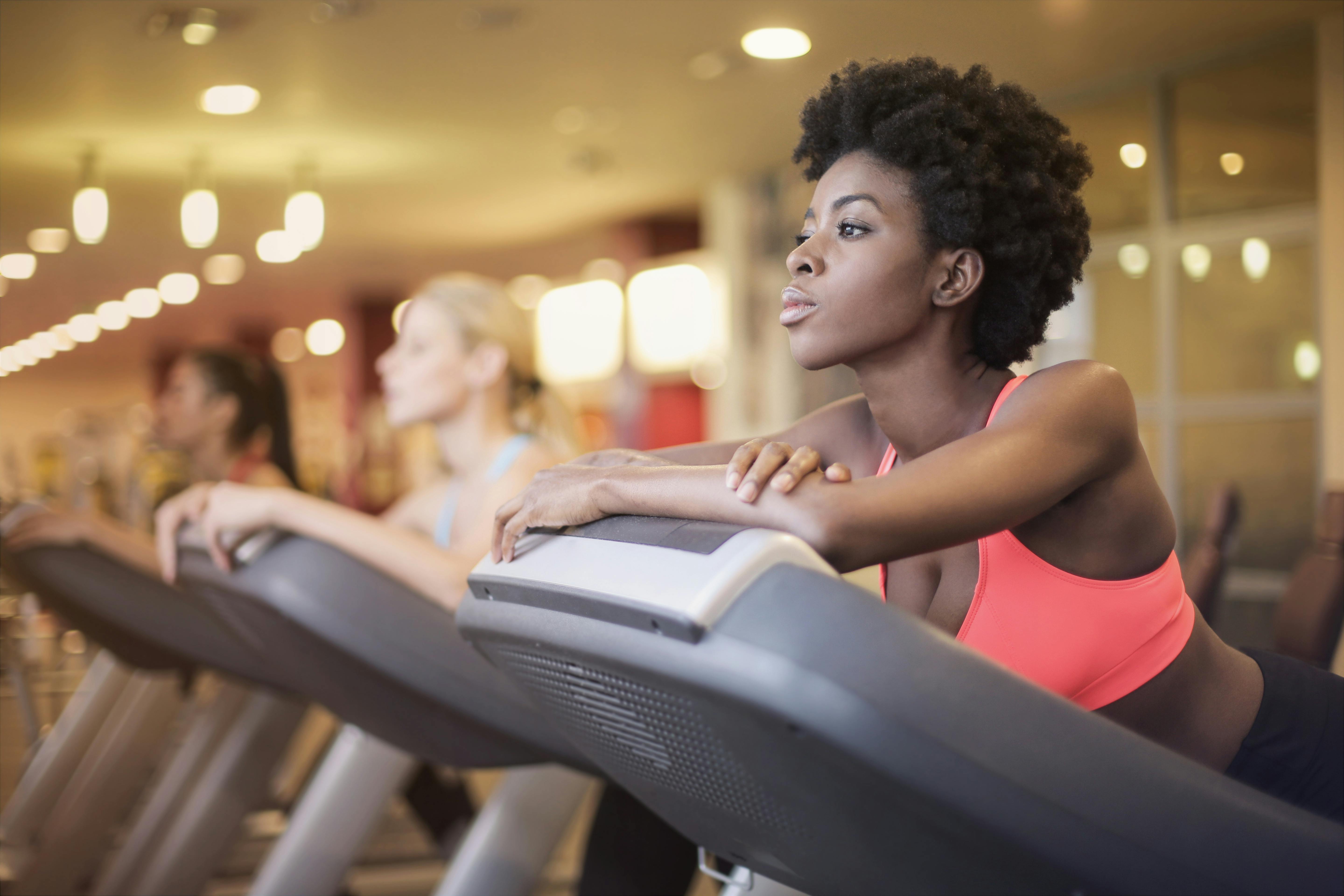 Woman in Pink Sports Bra \u00b7 Free Stock Photo