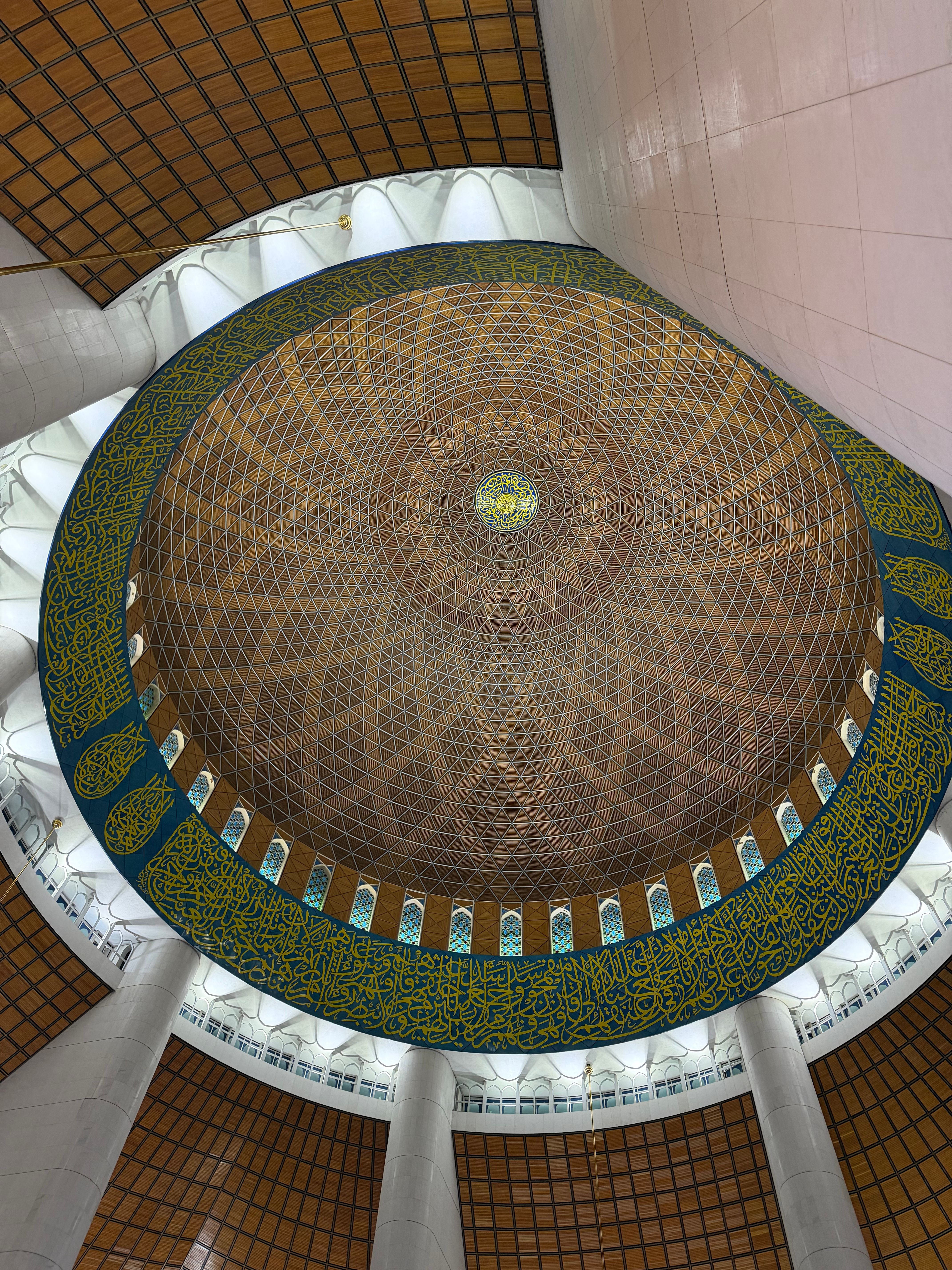 Intricate Dome of Islamic Mosque in Kuala Lumpur · Free Stock Photo