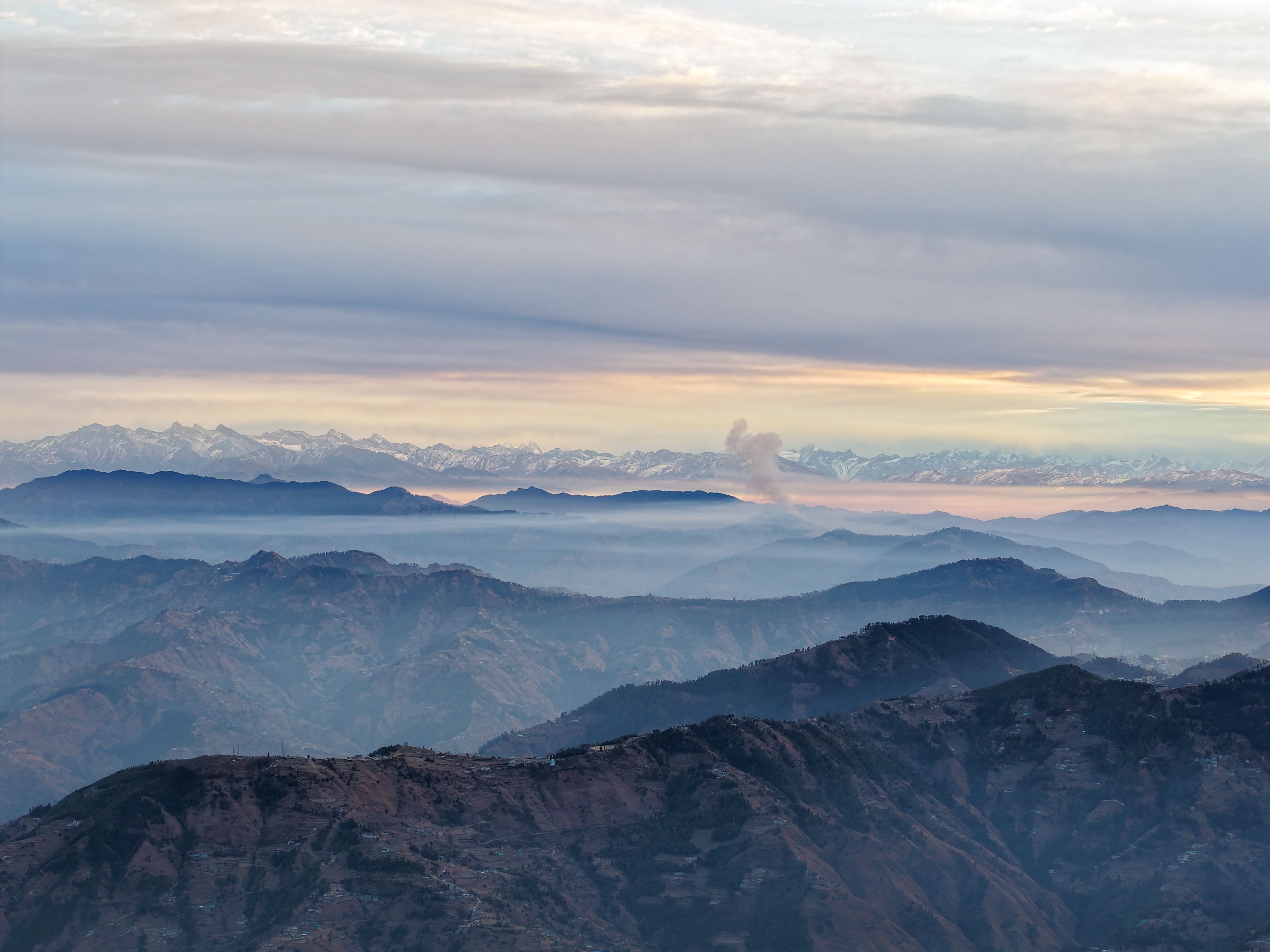 Scenic View of the Himalayas at Twilight · Free Stock Photo